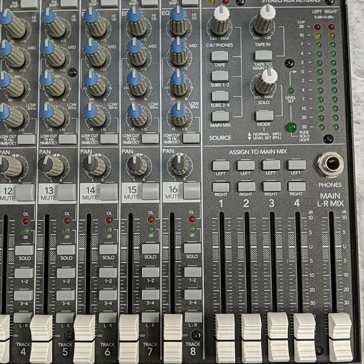 Mackie 1604-VLZ 16ch Passive Mixer