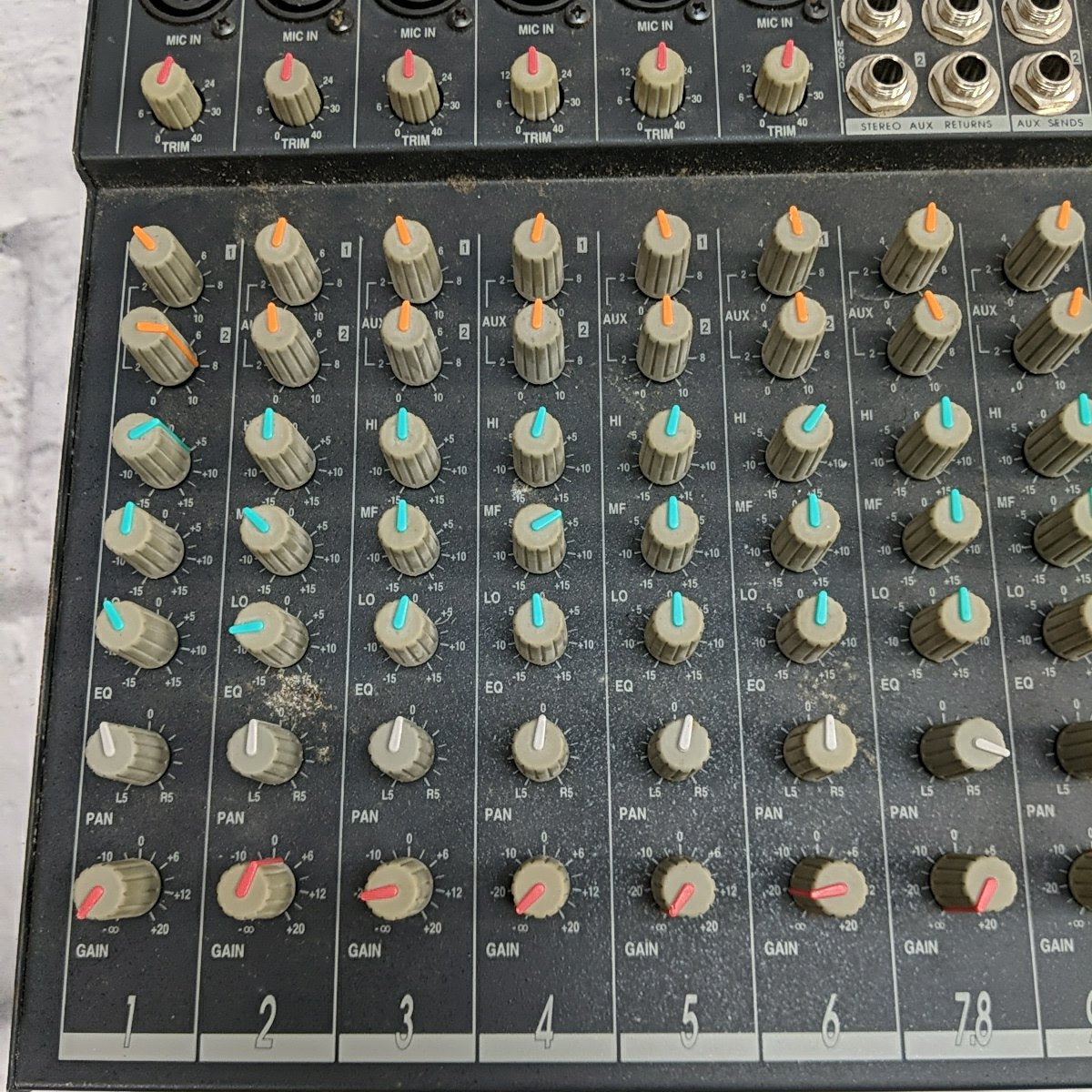 Nady SRM14 Passive Mixer with Case