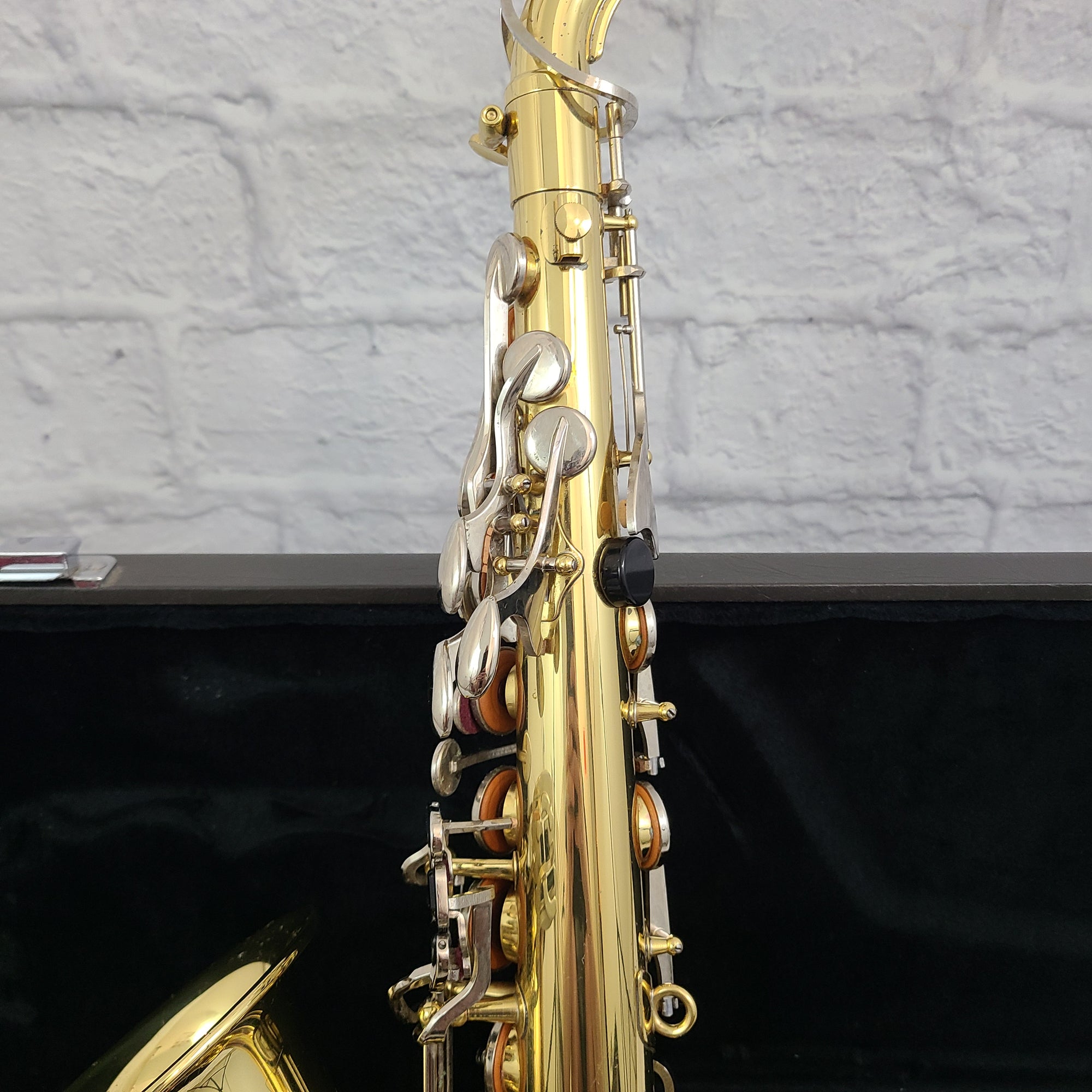 Yamaha YAS 23 Alto Saxophone Saxophone w/ Case and Accessories
