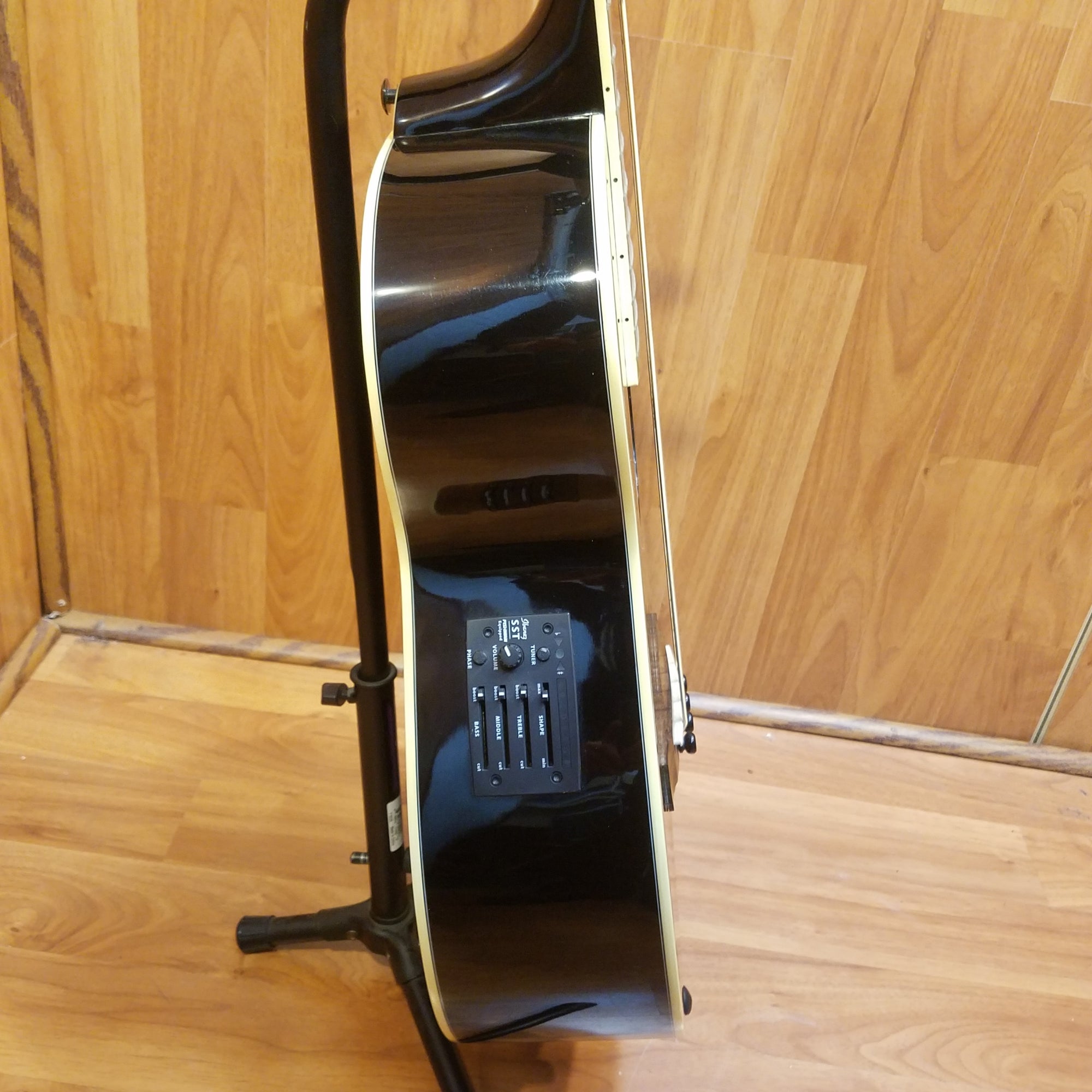 Ibanez AEB10BE Acoustic Bass