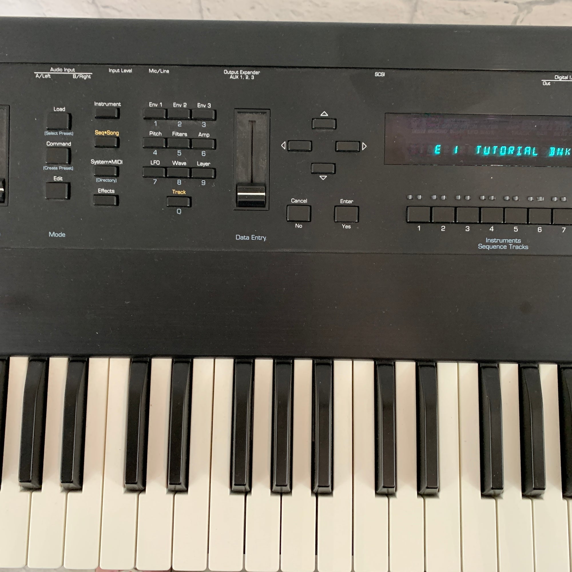 Ensoniq ASR-10 Sampler - Evolution Music