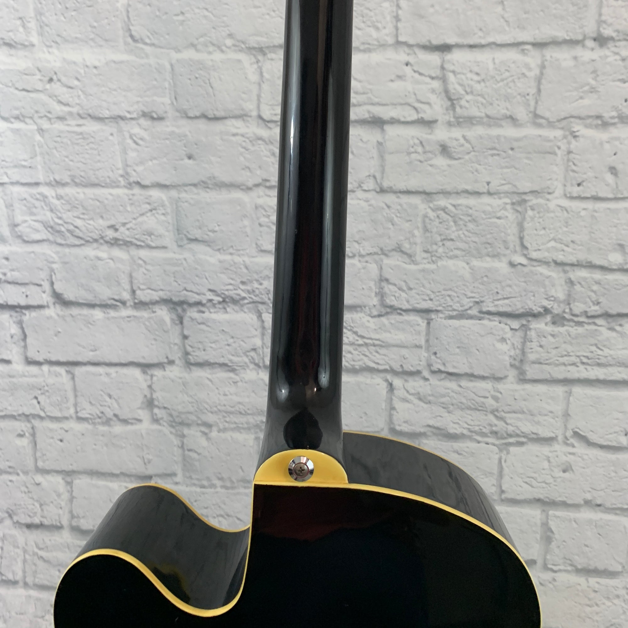 Ibanez AEB5E-BK 4-String Acoustic Electric Bass Black