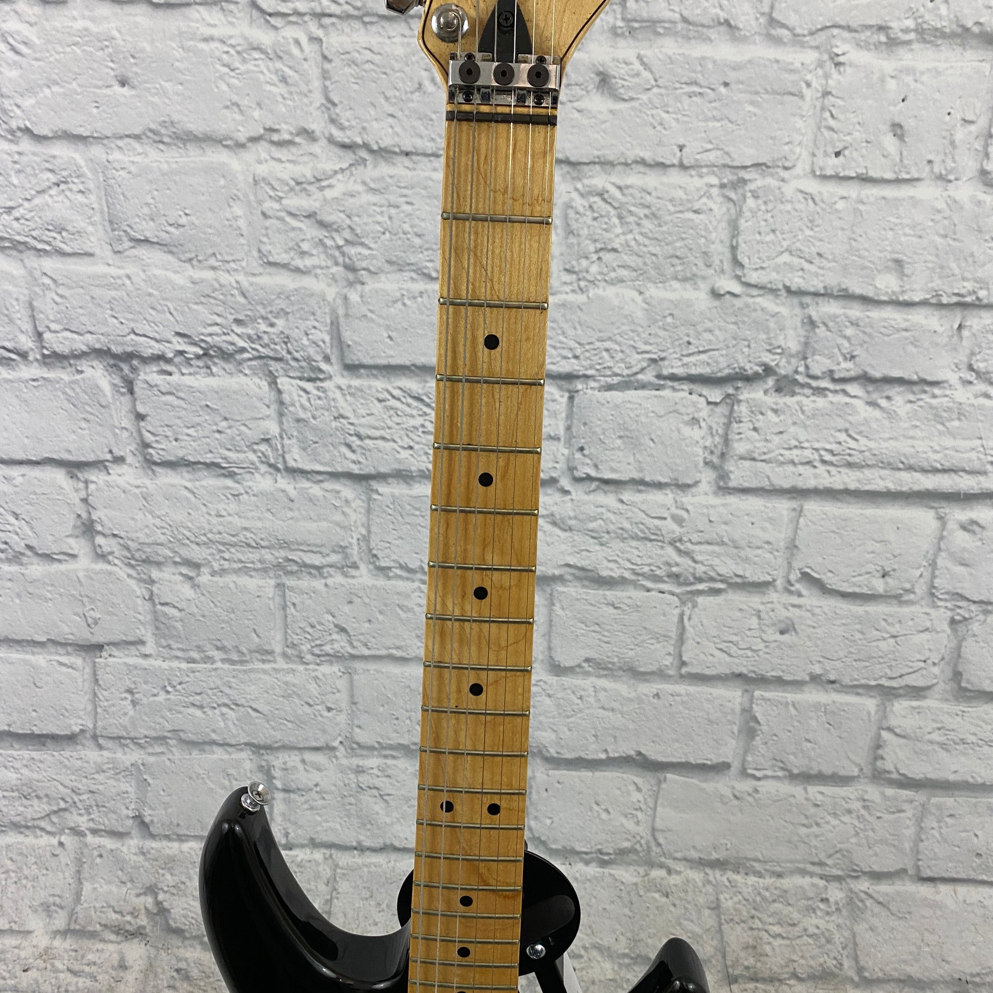 Peavey 1980s Predator Electric Guitar w/ Hardshell Case