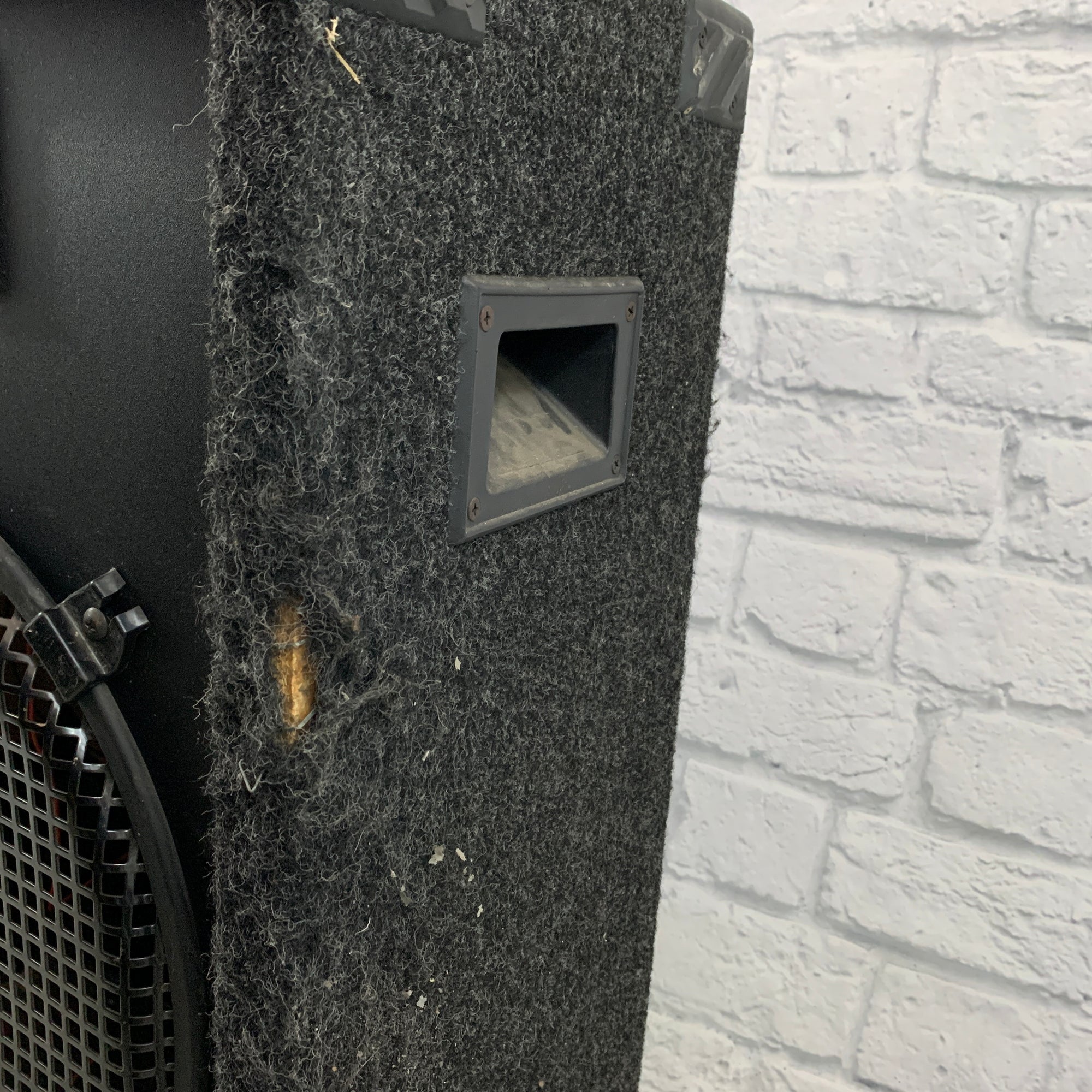 Optimus 15" Cabinet Unloaded