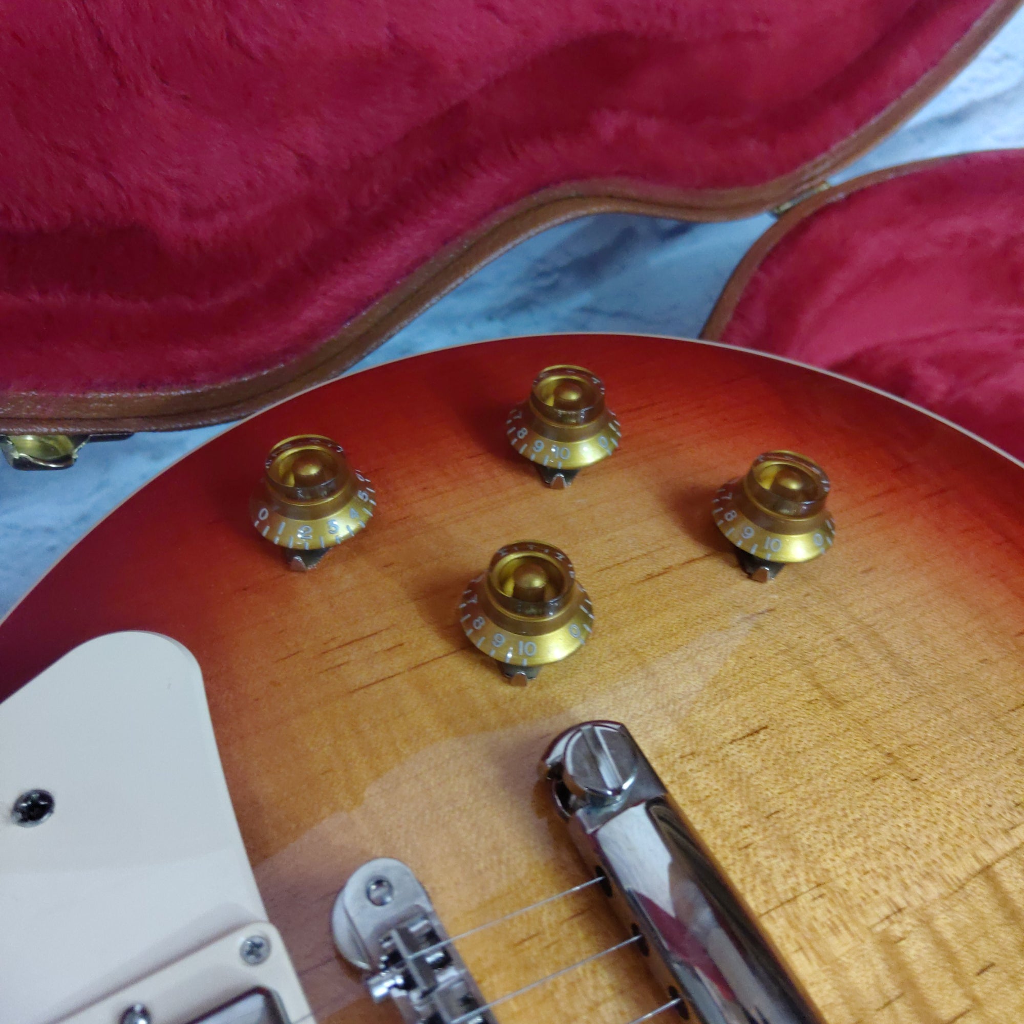 2019 Gibson Les Paul Standard 50s Electric Guitar w/ OHSC