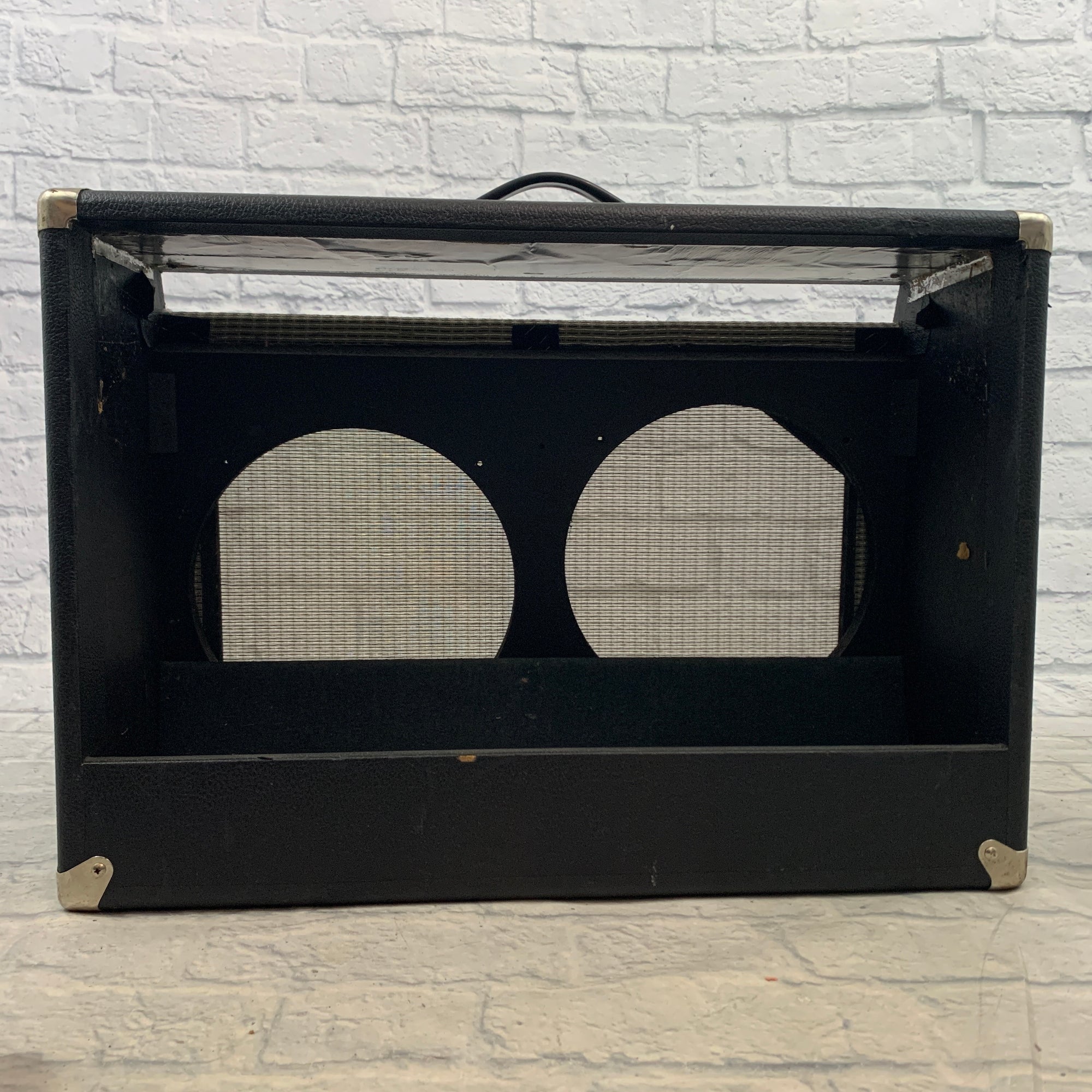 Fender 2x12 UNLOADED Guitar Extension Cab