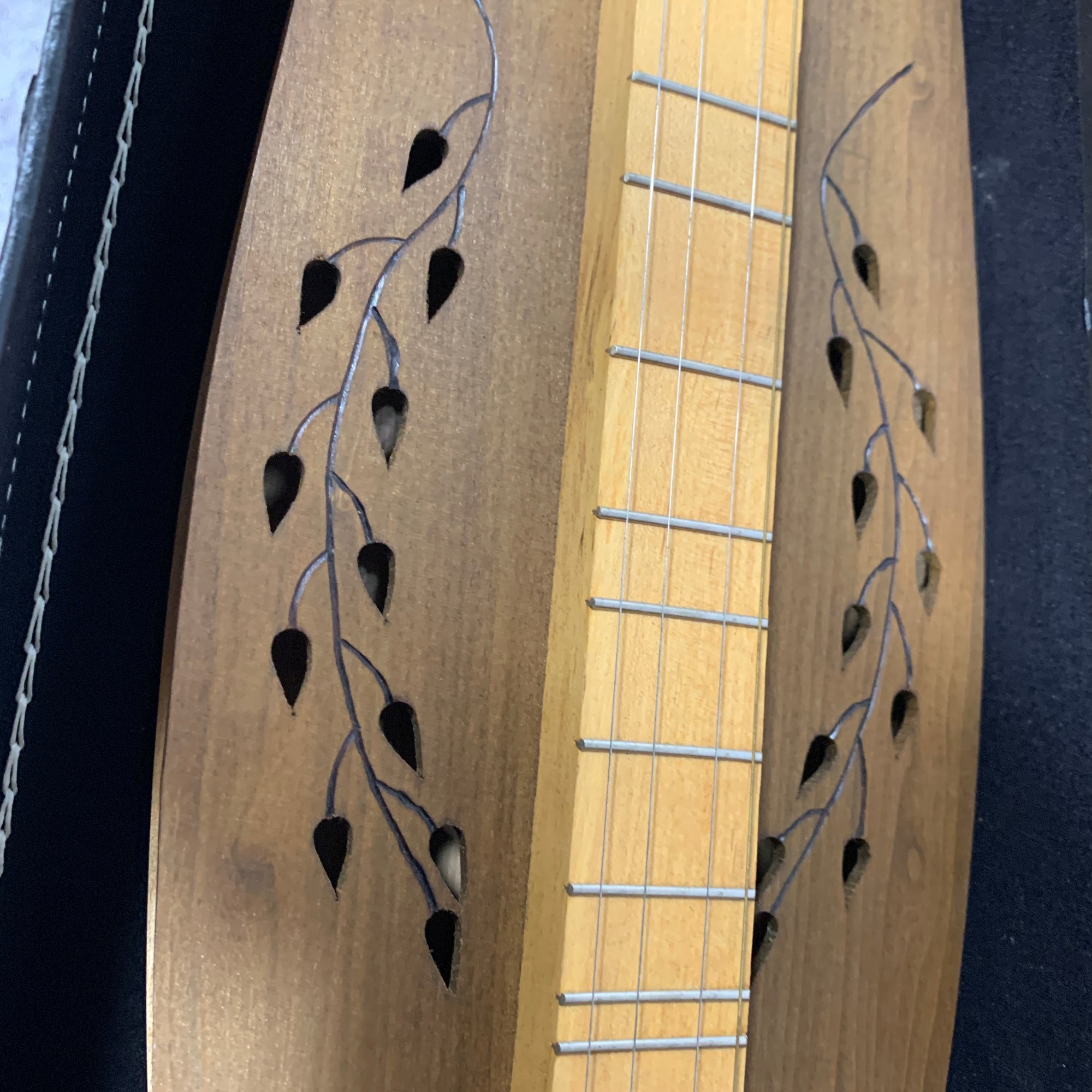 Home Made Dulcimer