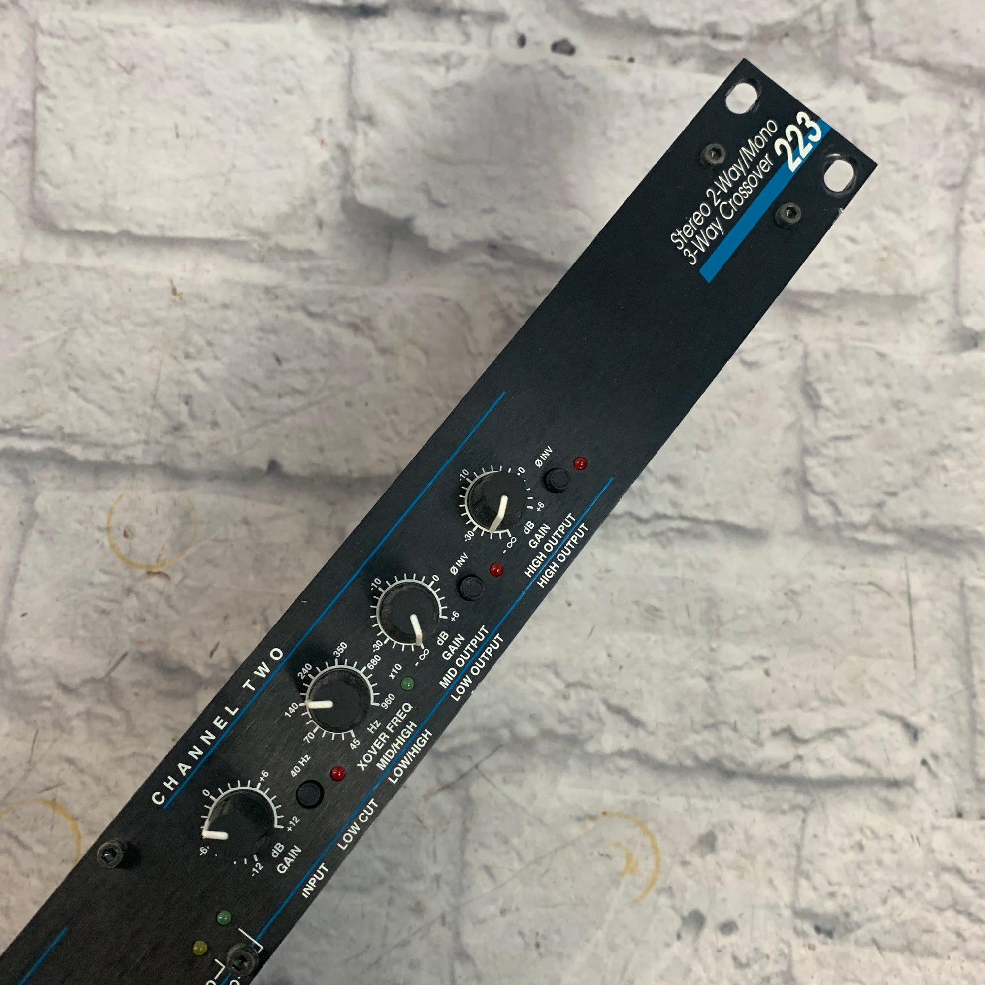 DBX Project 1 223 Stereo/Mono Crossover