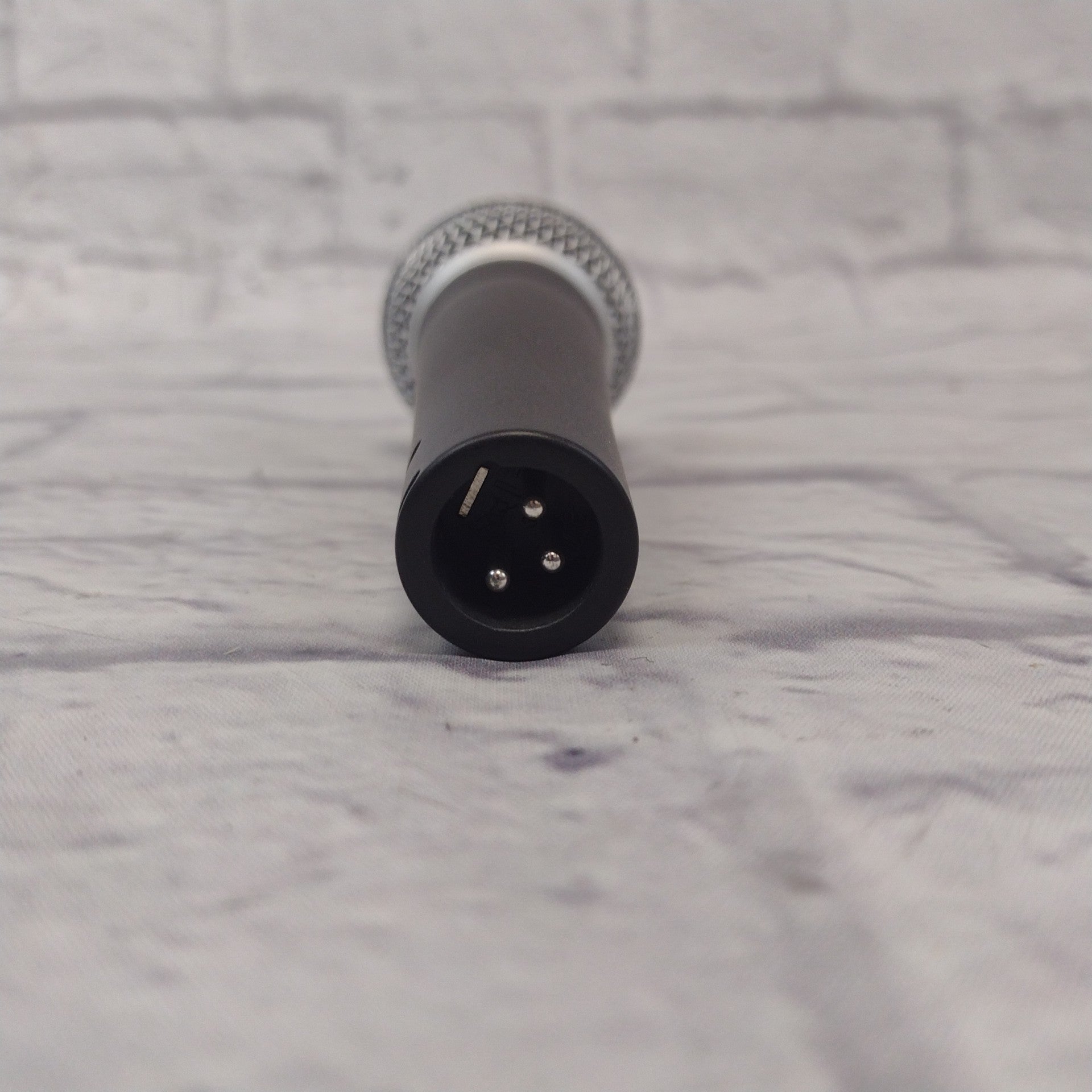 Shure SM58 w/ Box Microphone