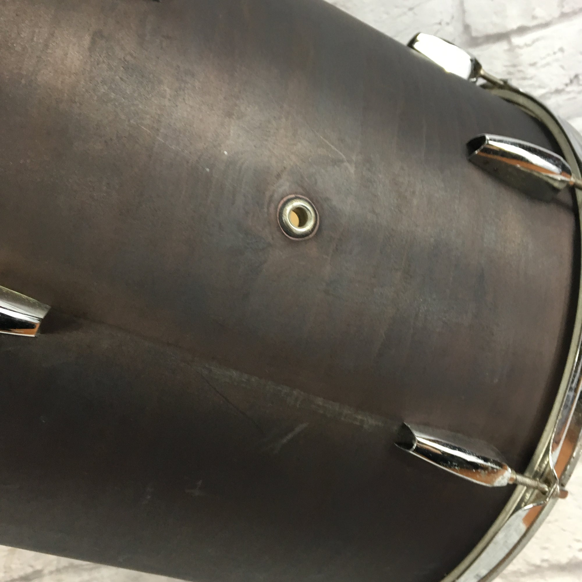 Unknown 16x16in Tom Drum