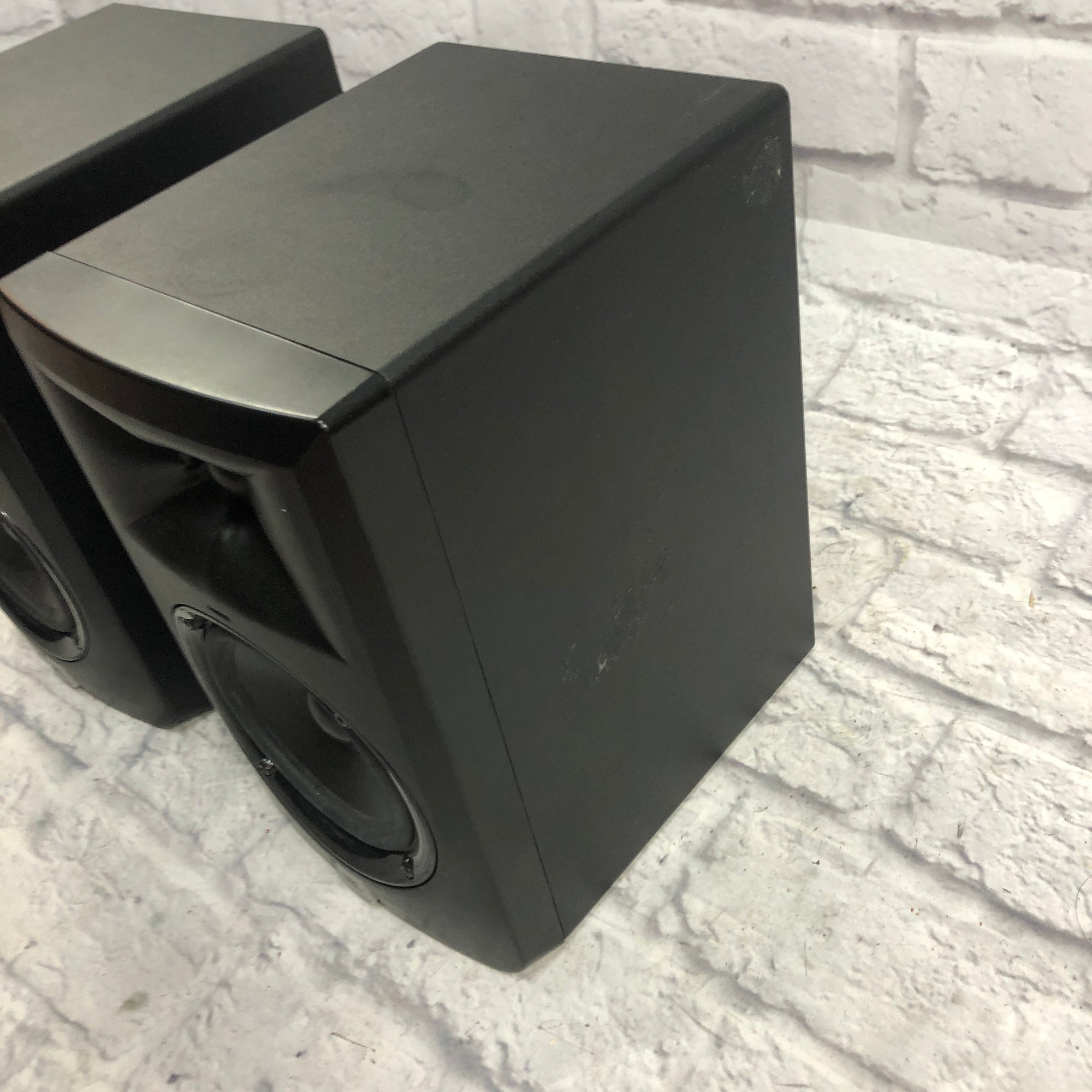 JBL Series 3 LSR305 Studio Monitor Pair