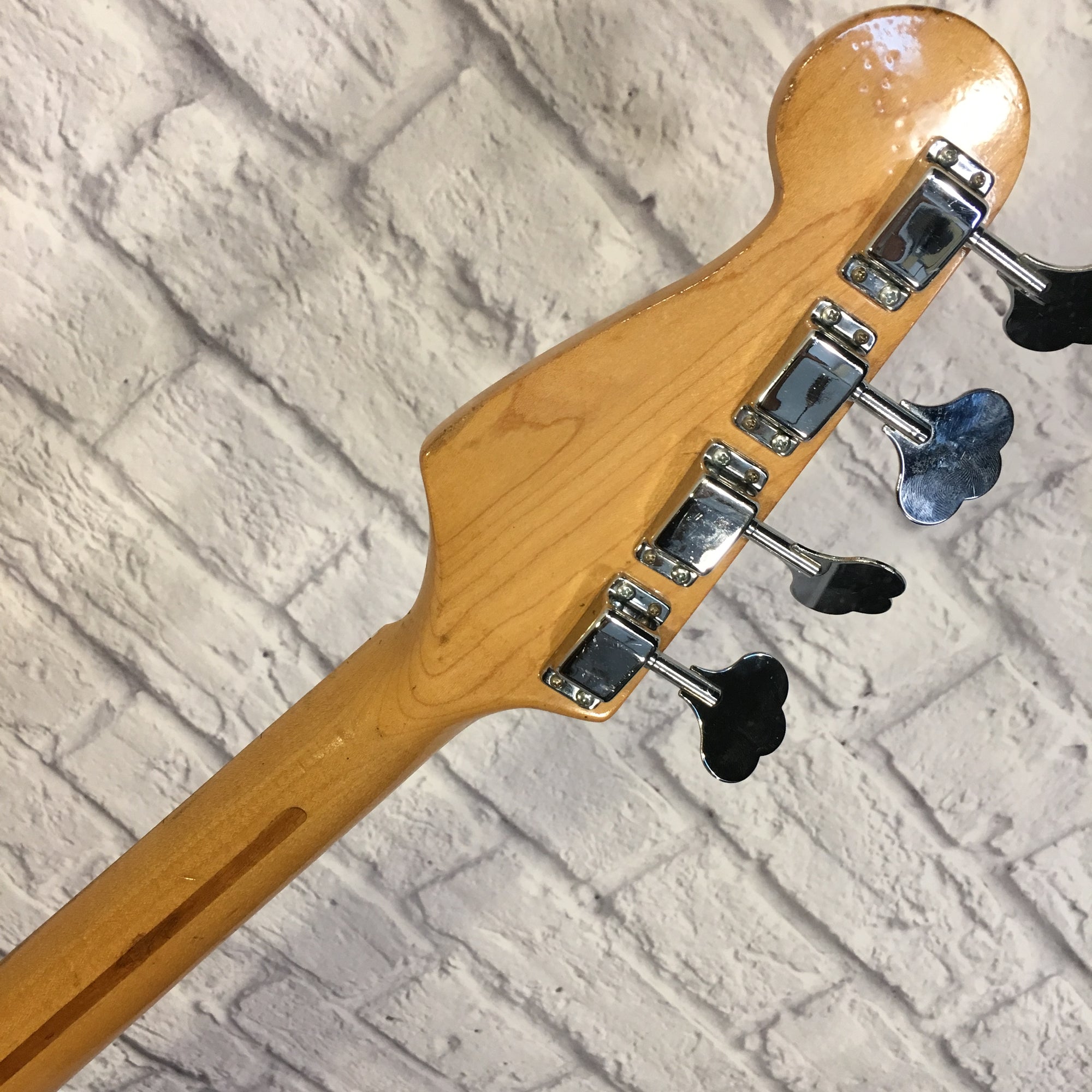 Squier Vintage Modified Precision Bass Candy Red