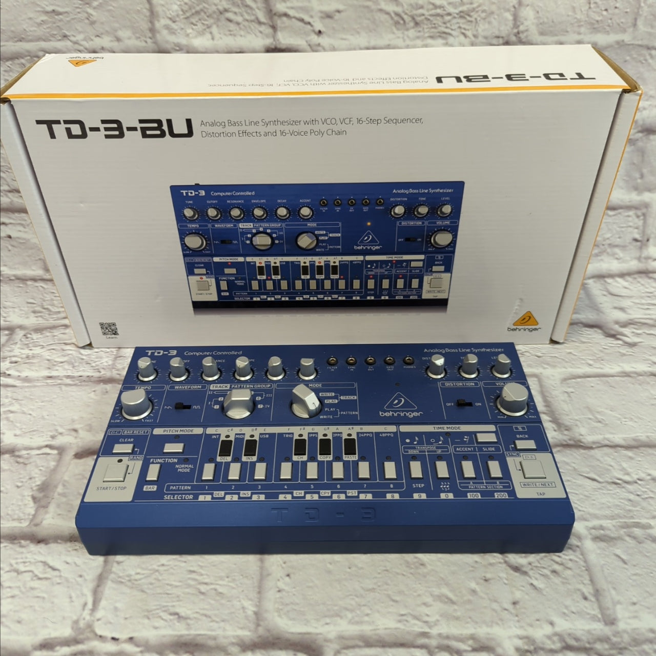 Behringer TD-3-BU Analog Bass Synthesizer