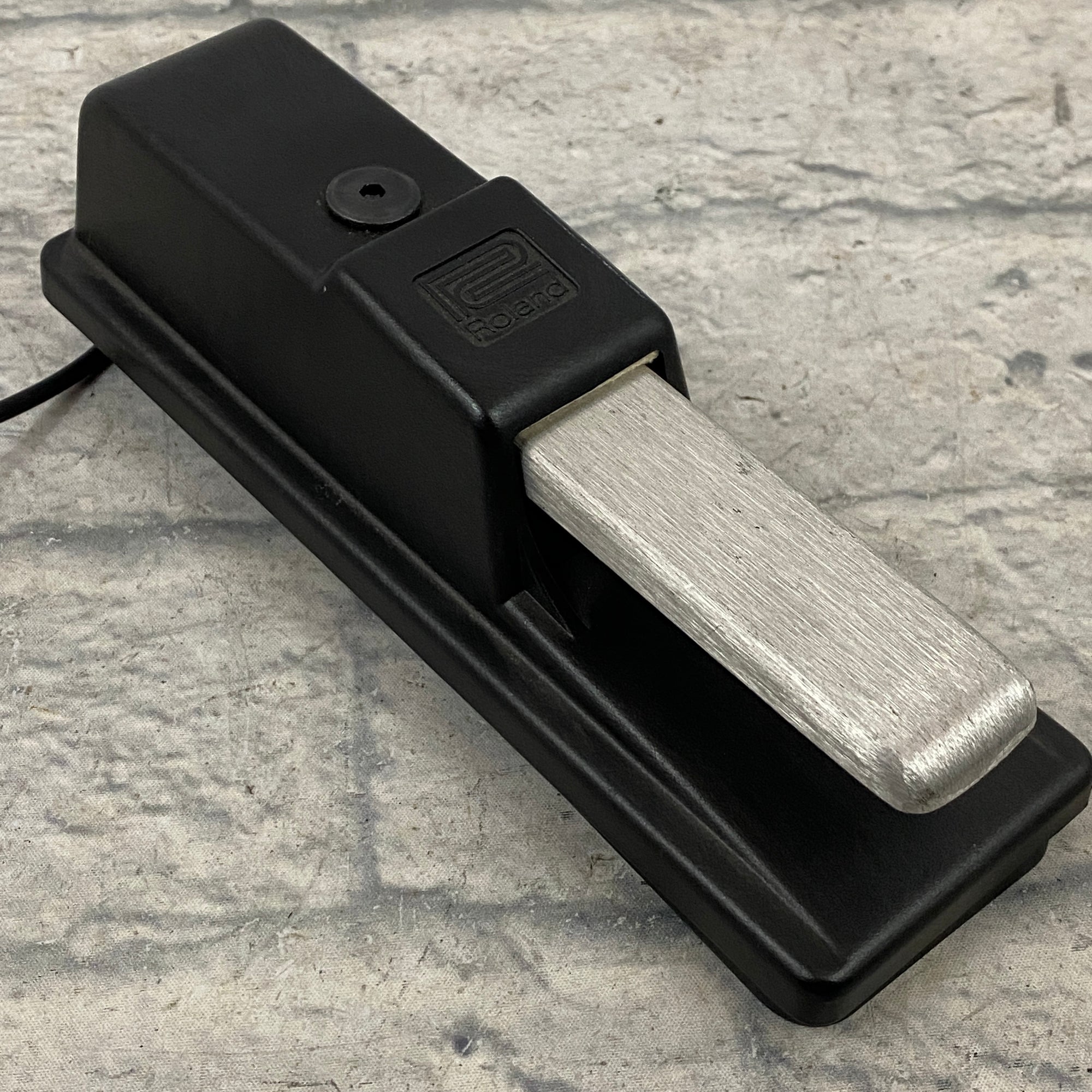 Roland Keyboard Sustain Pedal