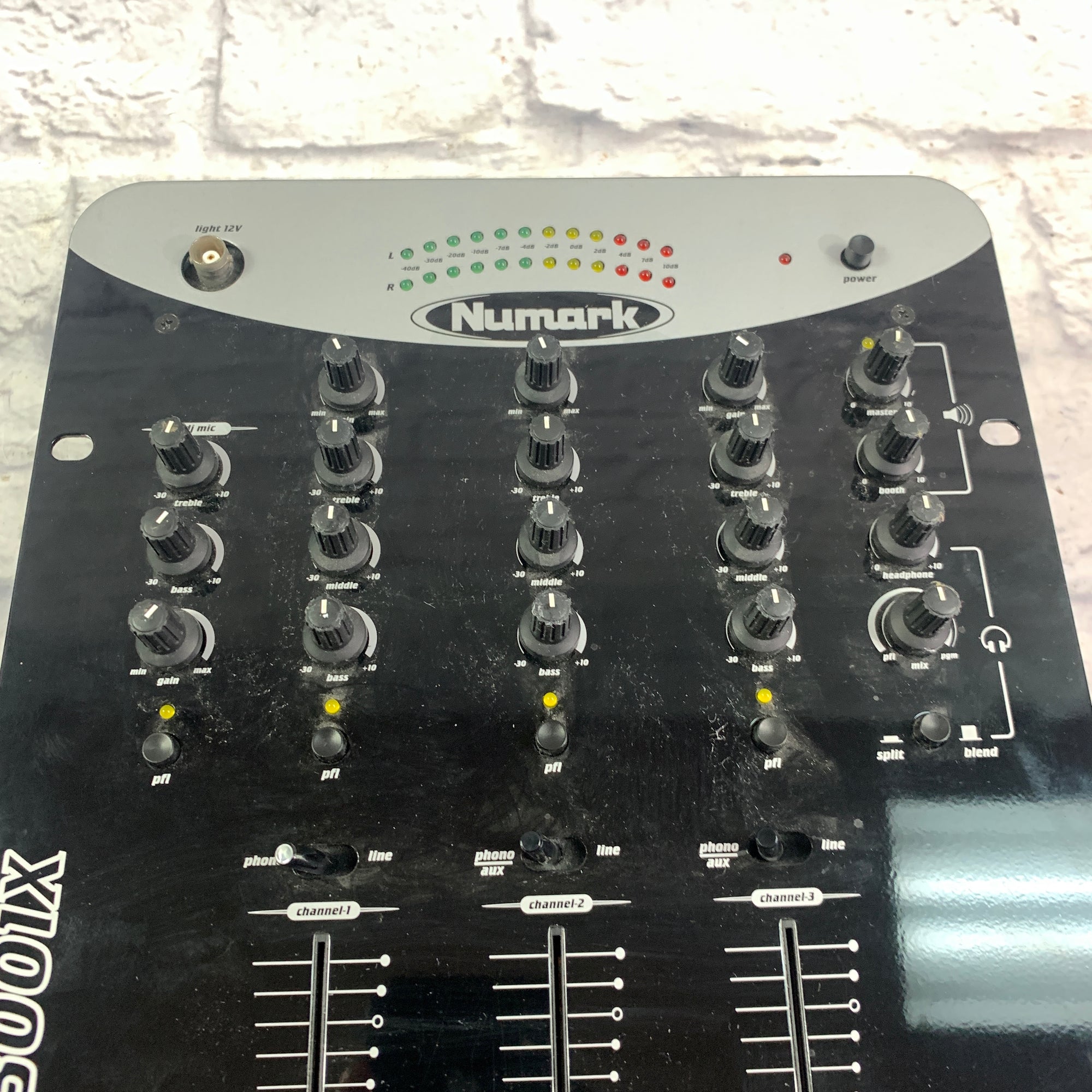 Numark DM 1180 DJミキサー　ベスタクス Numark DM 1180 DJミキサー ベスタクス