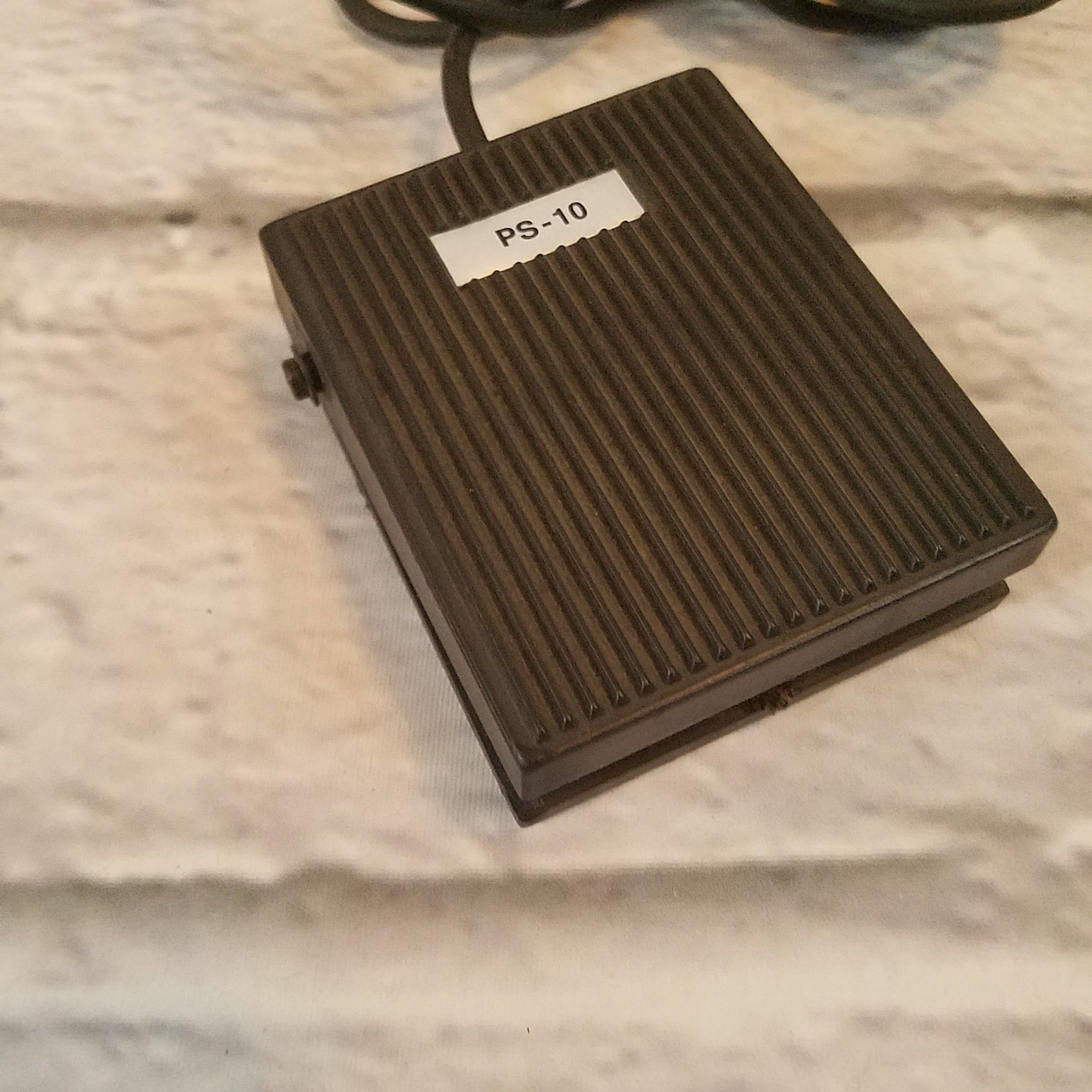 ps 100 sustain pedal Yamaha PS-10 Sustain Pedal
