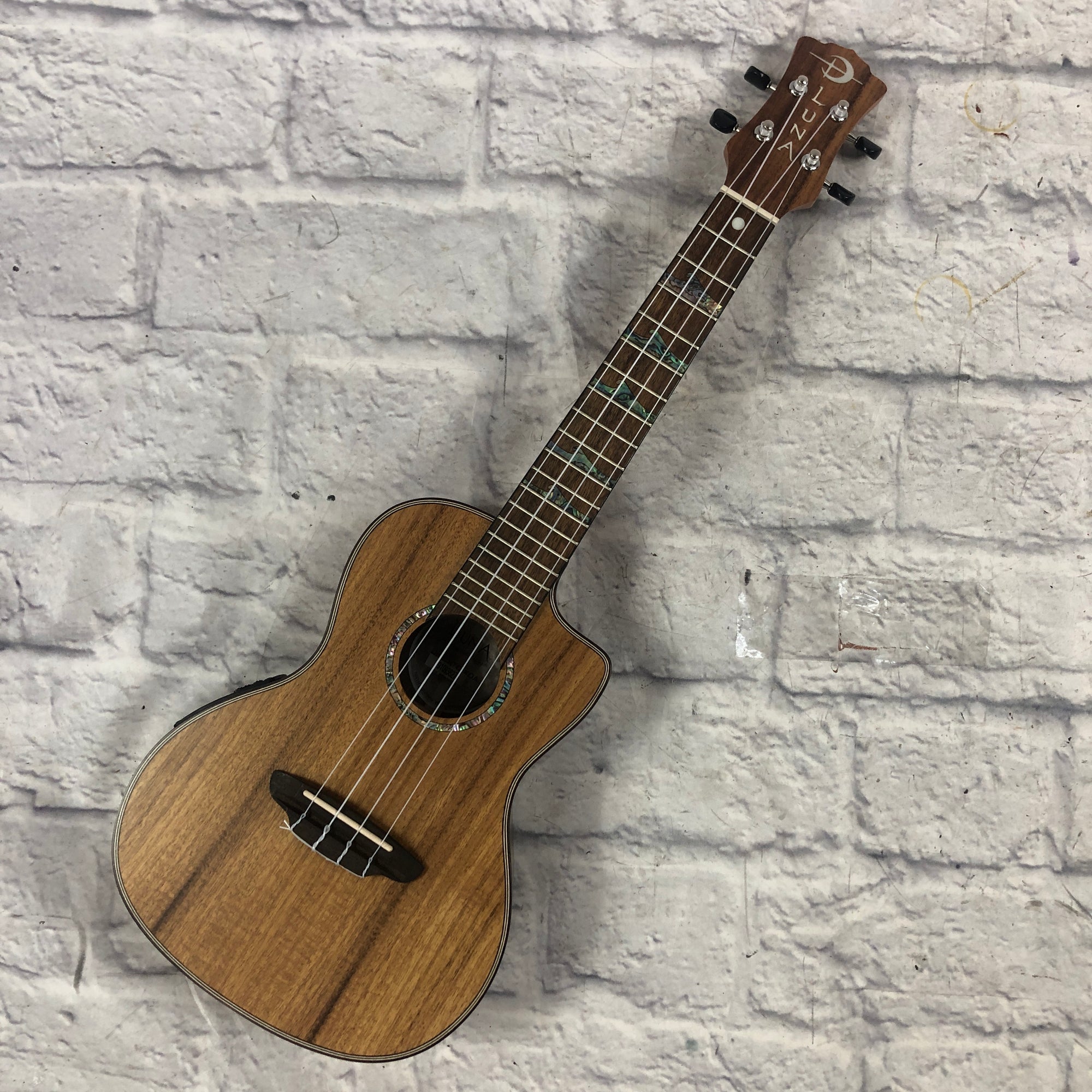 Luna HTC Koa Concert Ukulele