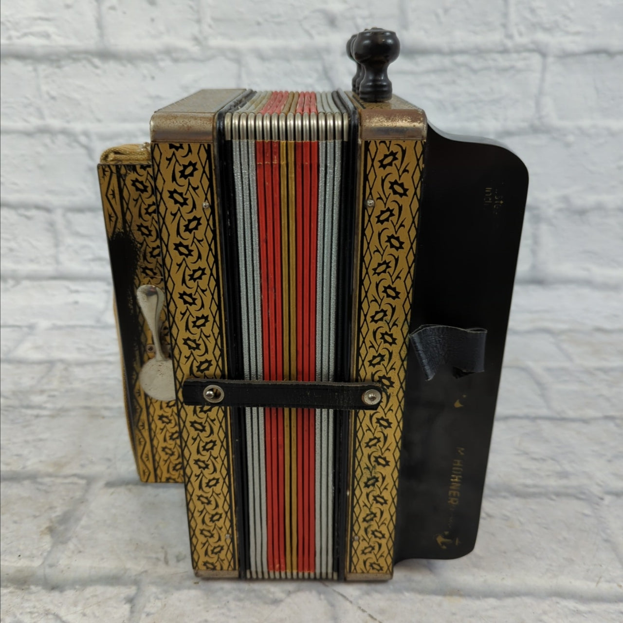 Hohner HA-114 Cajun Diatonic Accordion Black/Gold Key of C