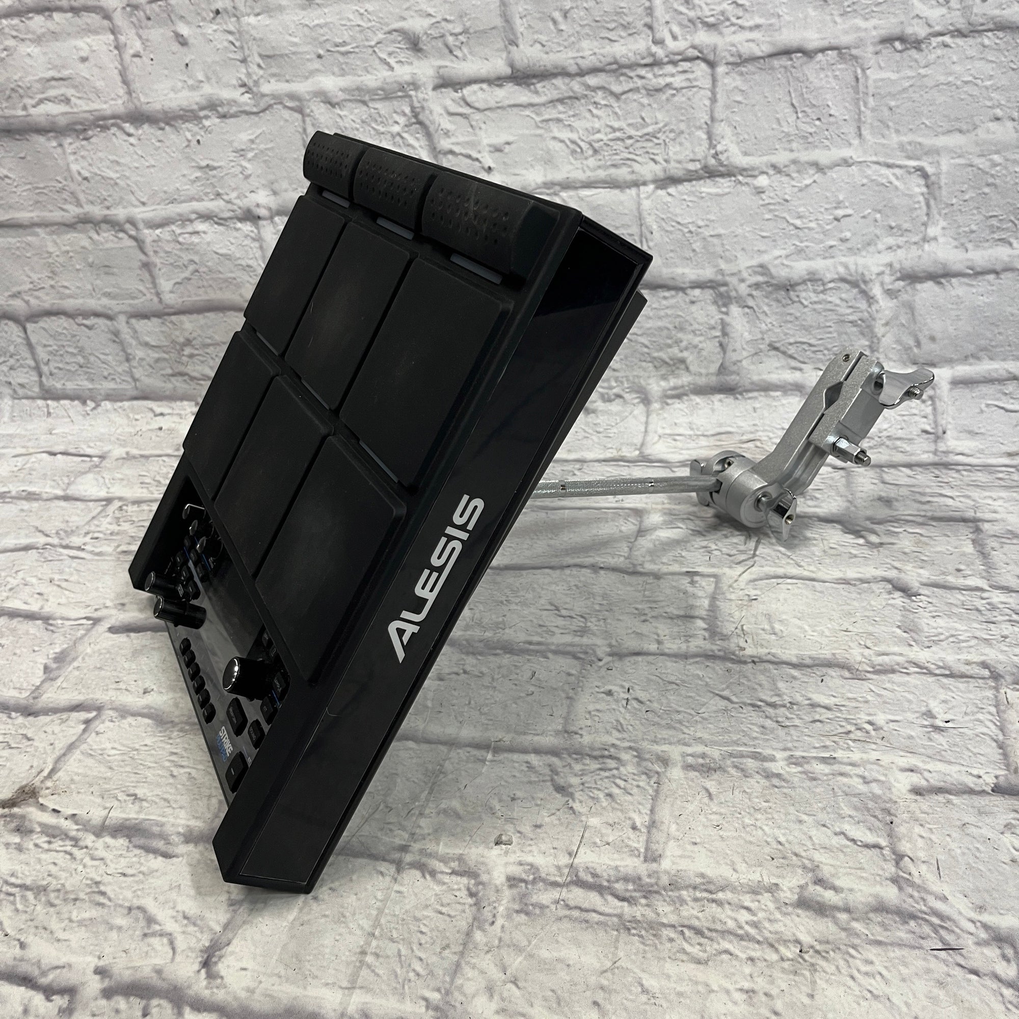 Alesis Strike Multipad with Clamp - Evolution Music