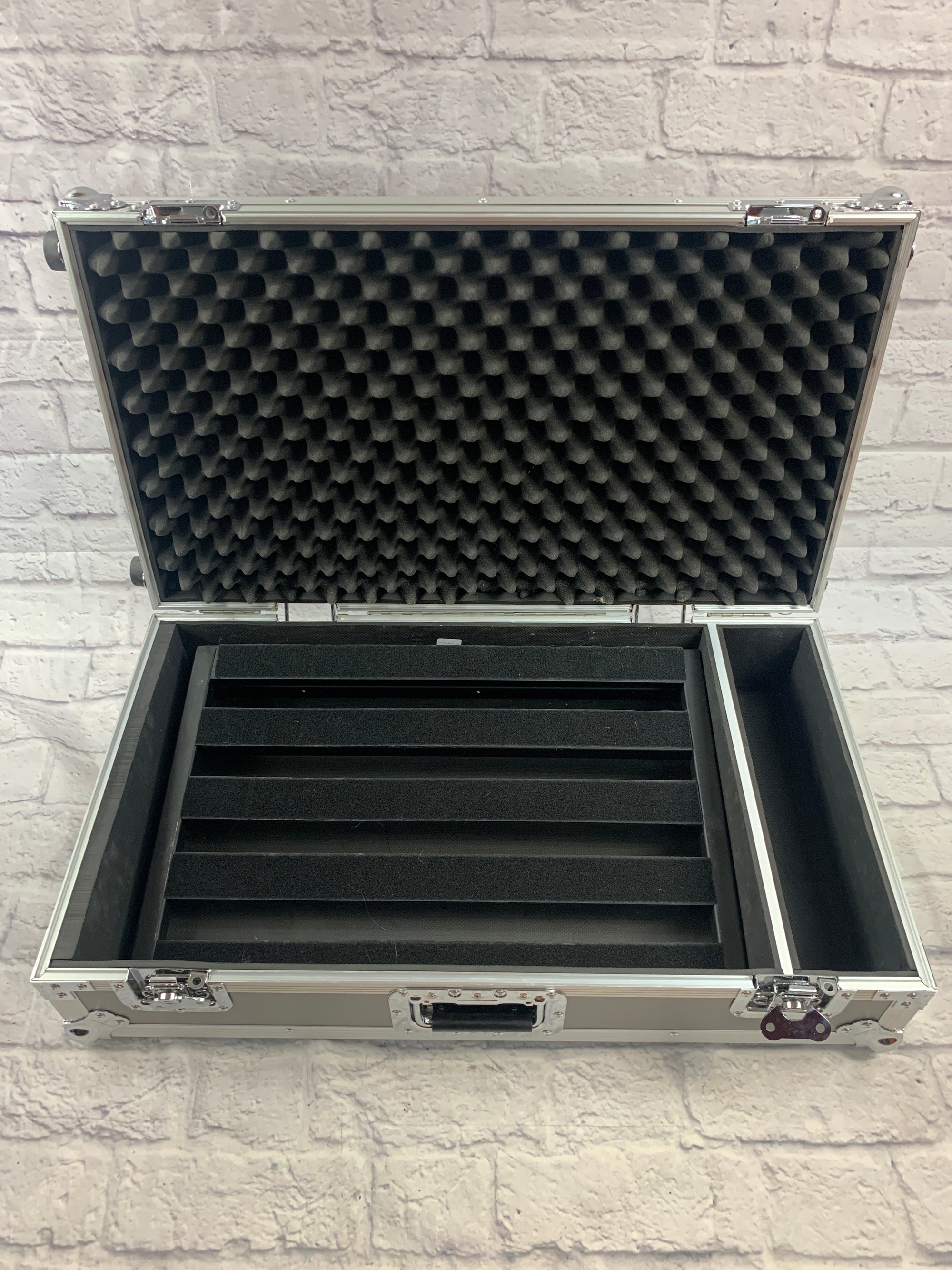 Pedaltrain PT-PRO Pedal Board with Hard Case