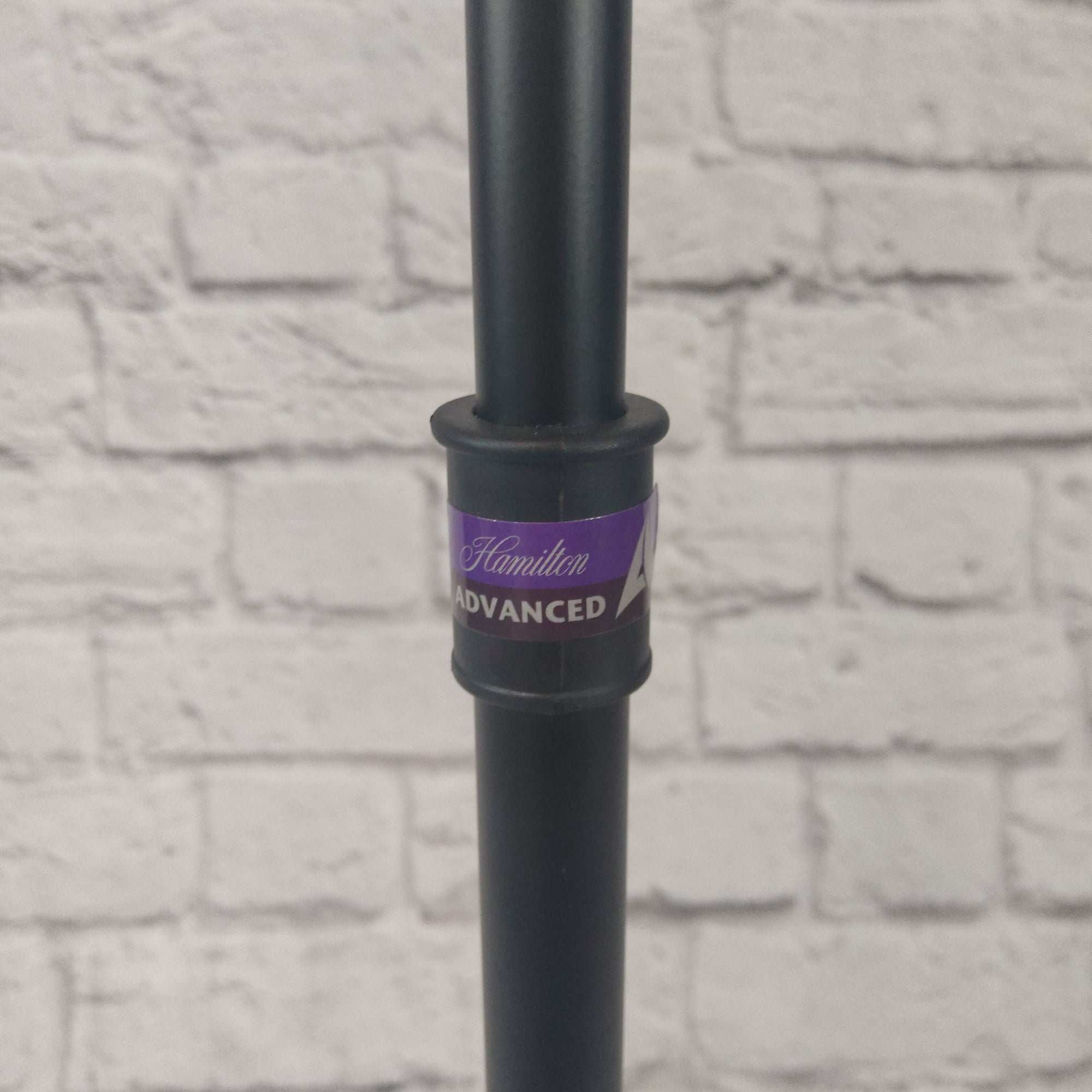 Hamilton KB3800G Stage PRO Series Ultra-Lock Neck Suspending Guitar Stand
