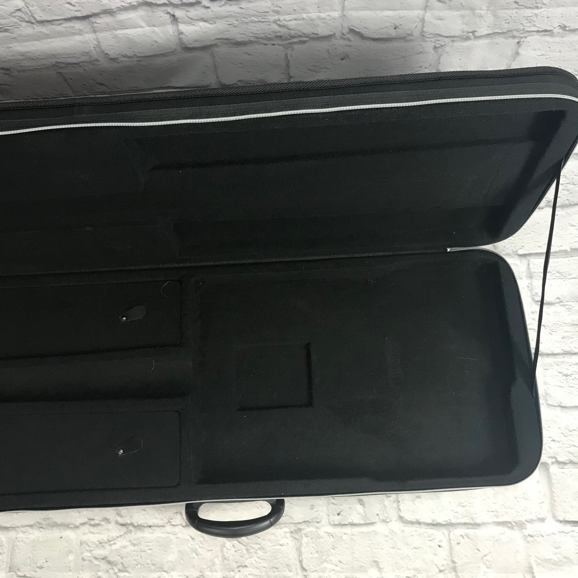 Road Runner Hard Foam Bass Guitar Case