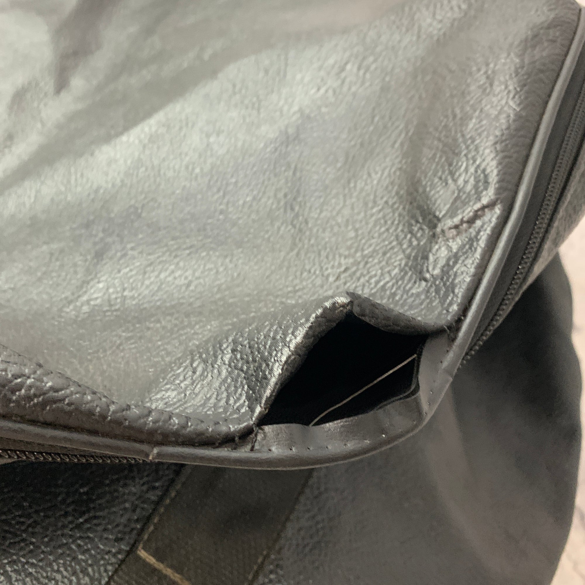 Unknown Leather Travel Bag 24 x 16