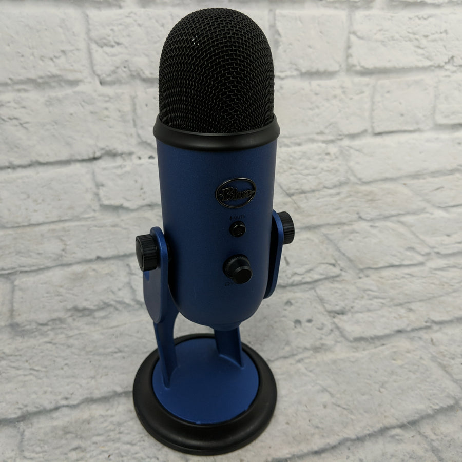 Blue Yeti Microphone - Midnight Blue