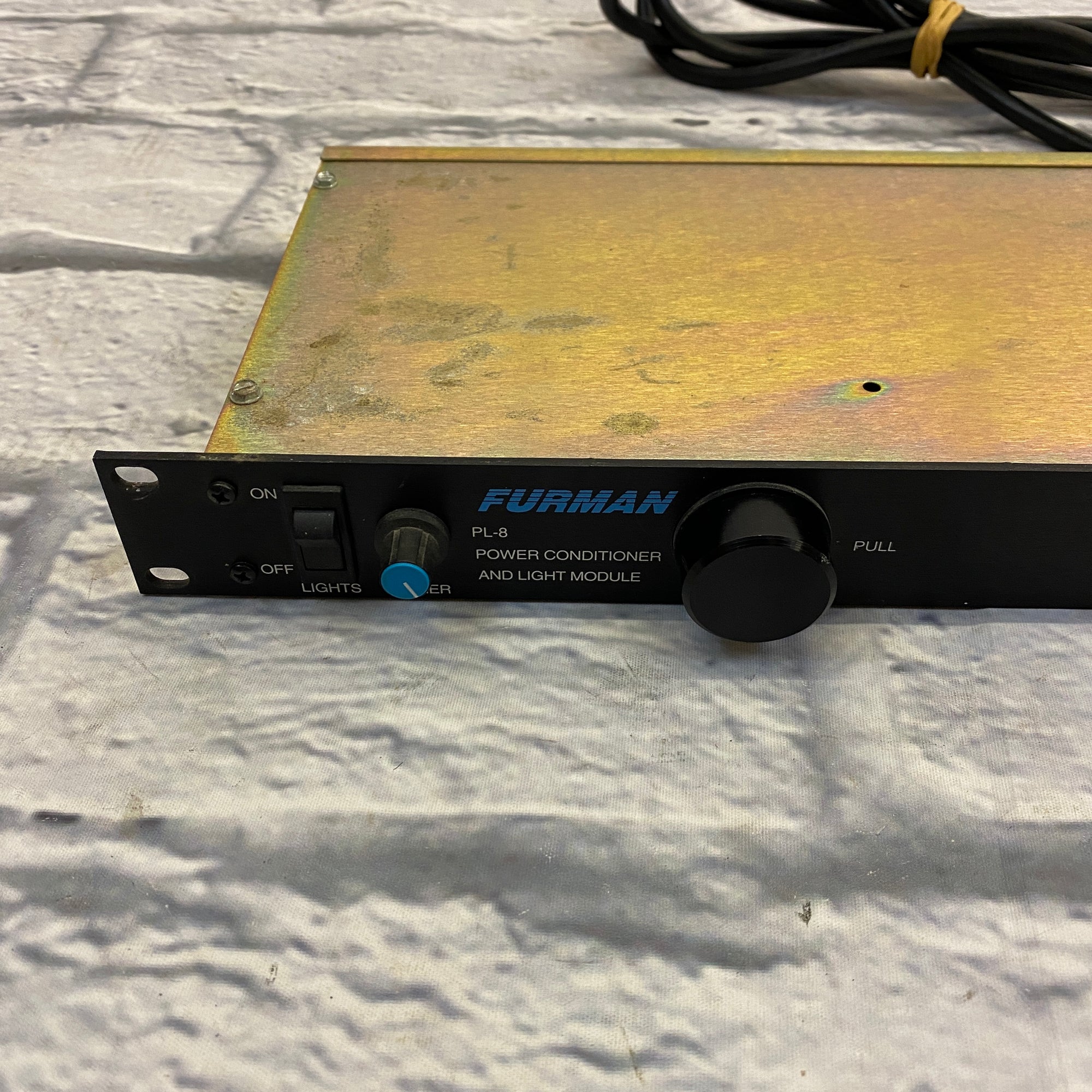Furman PL-8 Power Conditioner