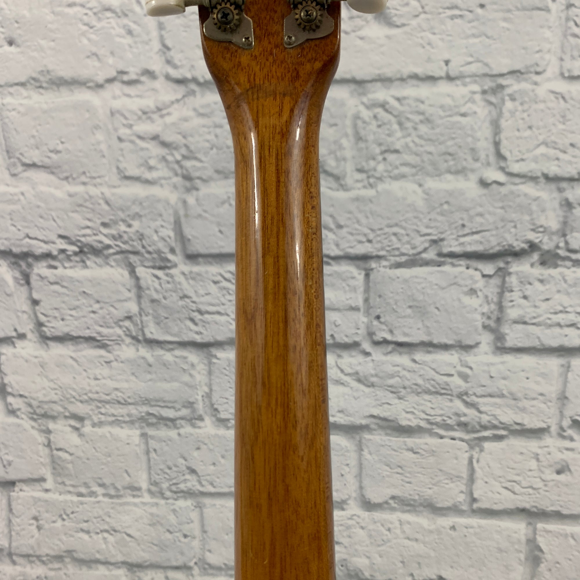 Unknown Ukulele D-8 30"