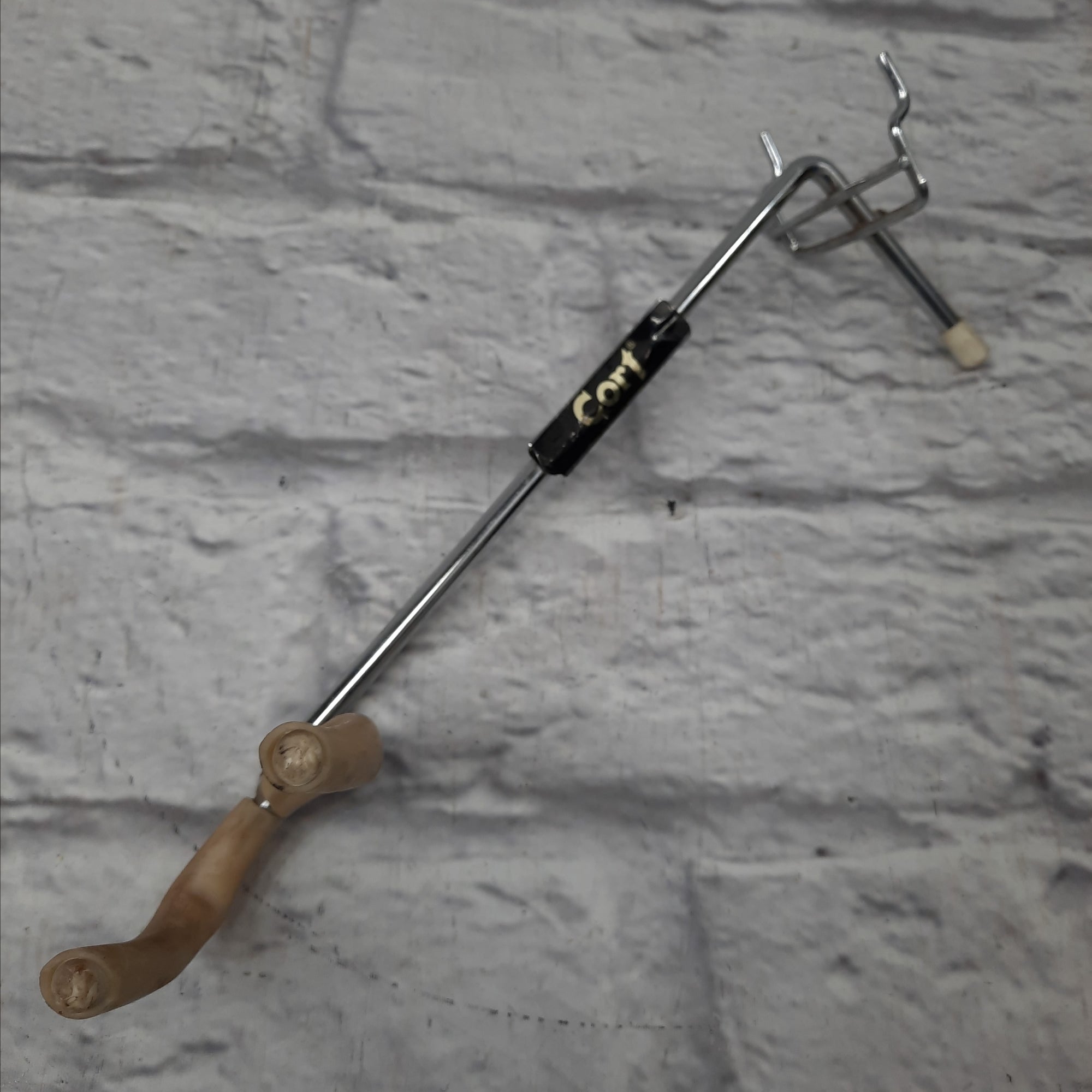 Cort Right Facing Pegboard or Slatwall Guitar Hanger (8 Pack) #3