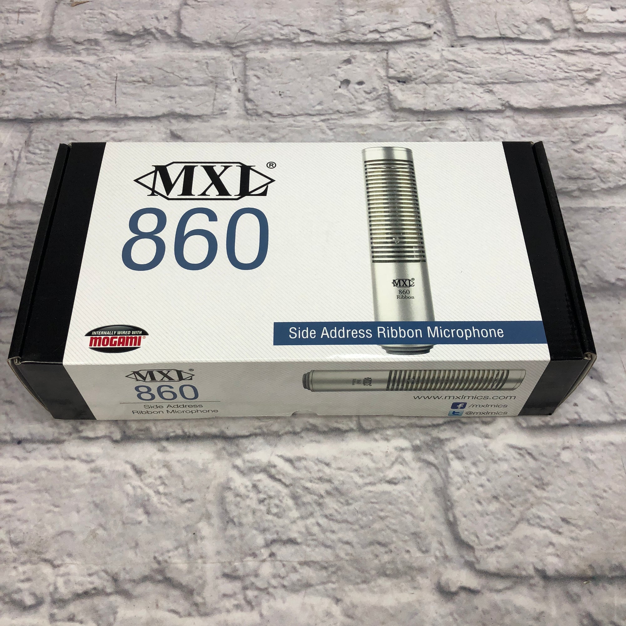 MXL 860 Side Address Ribbon Microphone