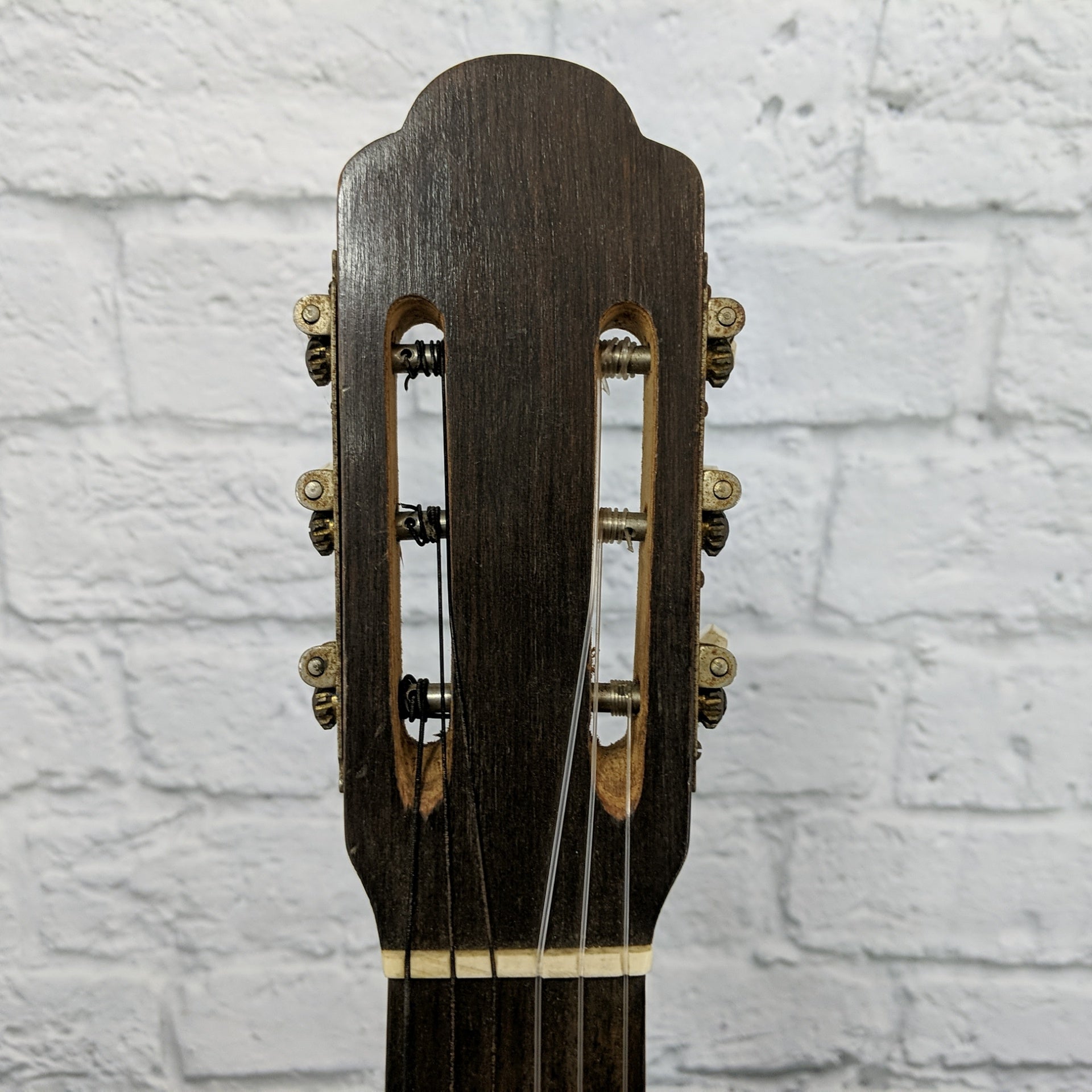 Vintage Herminio Salinas Hijos Classical Acoustic Guitar 1963