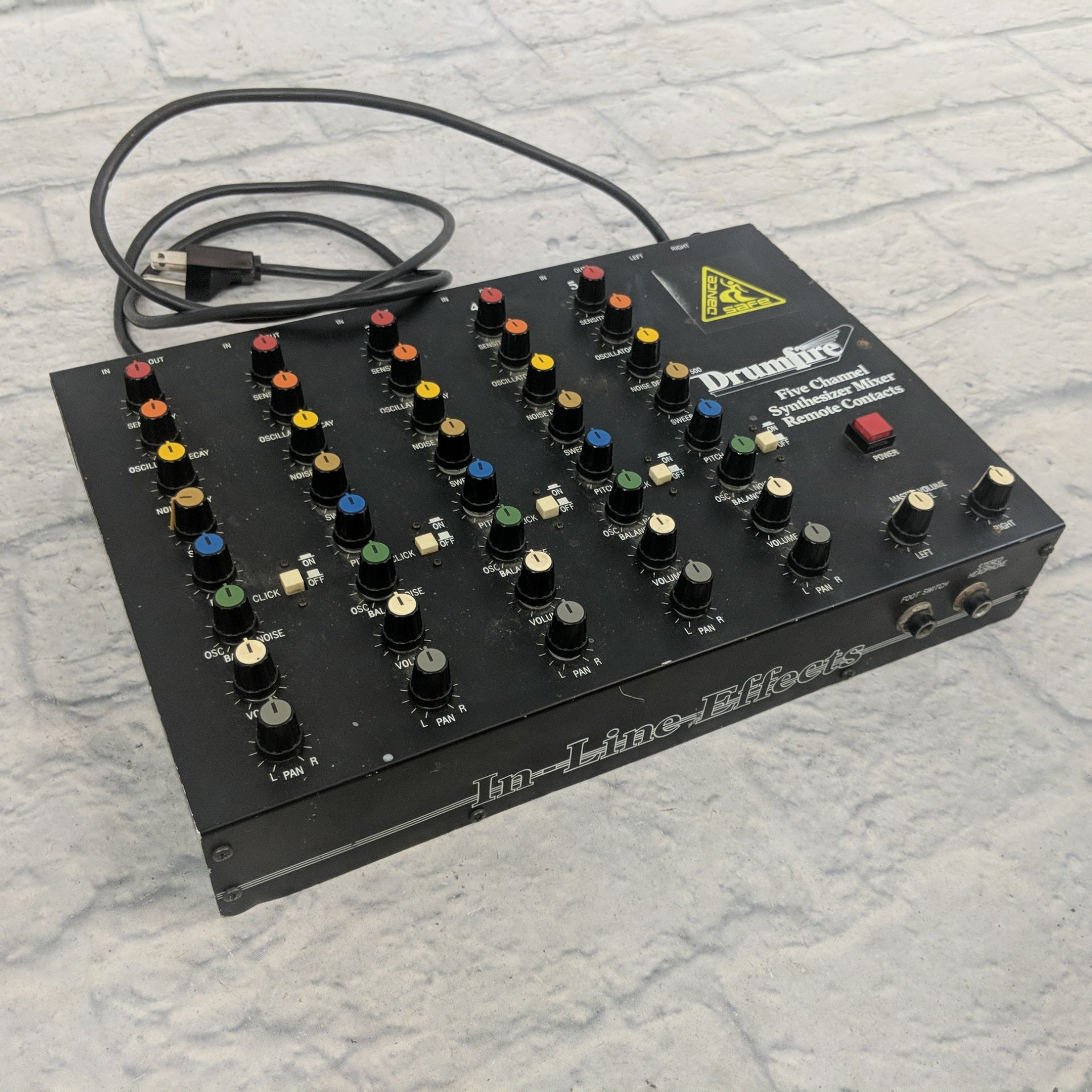 Drumfire DF500 analog drum synthesizer/trigger module