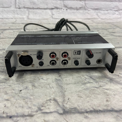 Native Instruments Audio8DJ