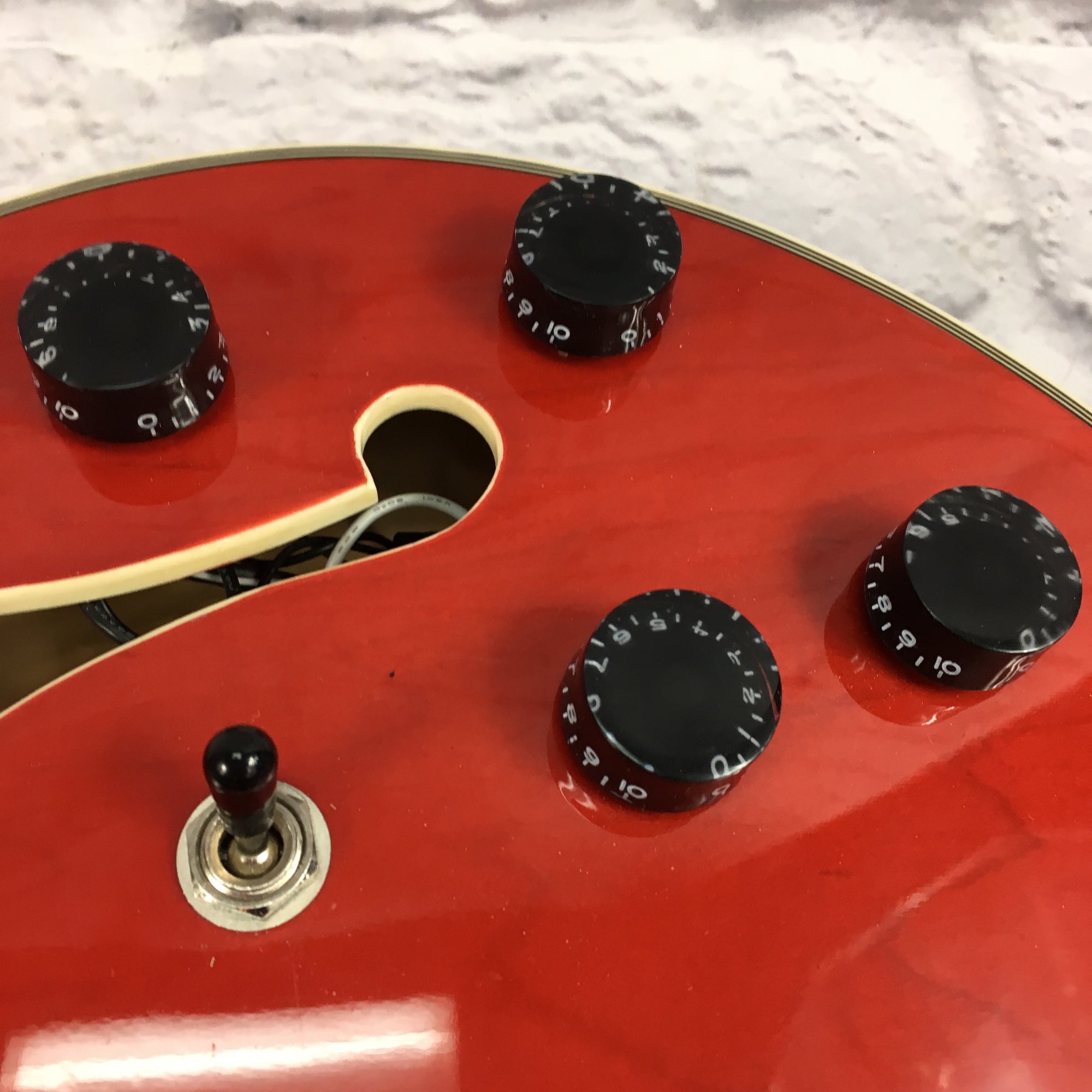 Oscar Schmidt OE30 Semi-Hollow Electric Guitar