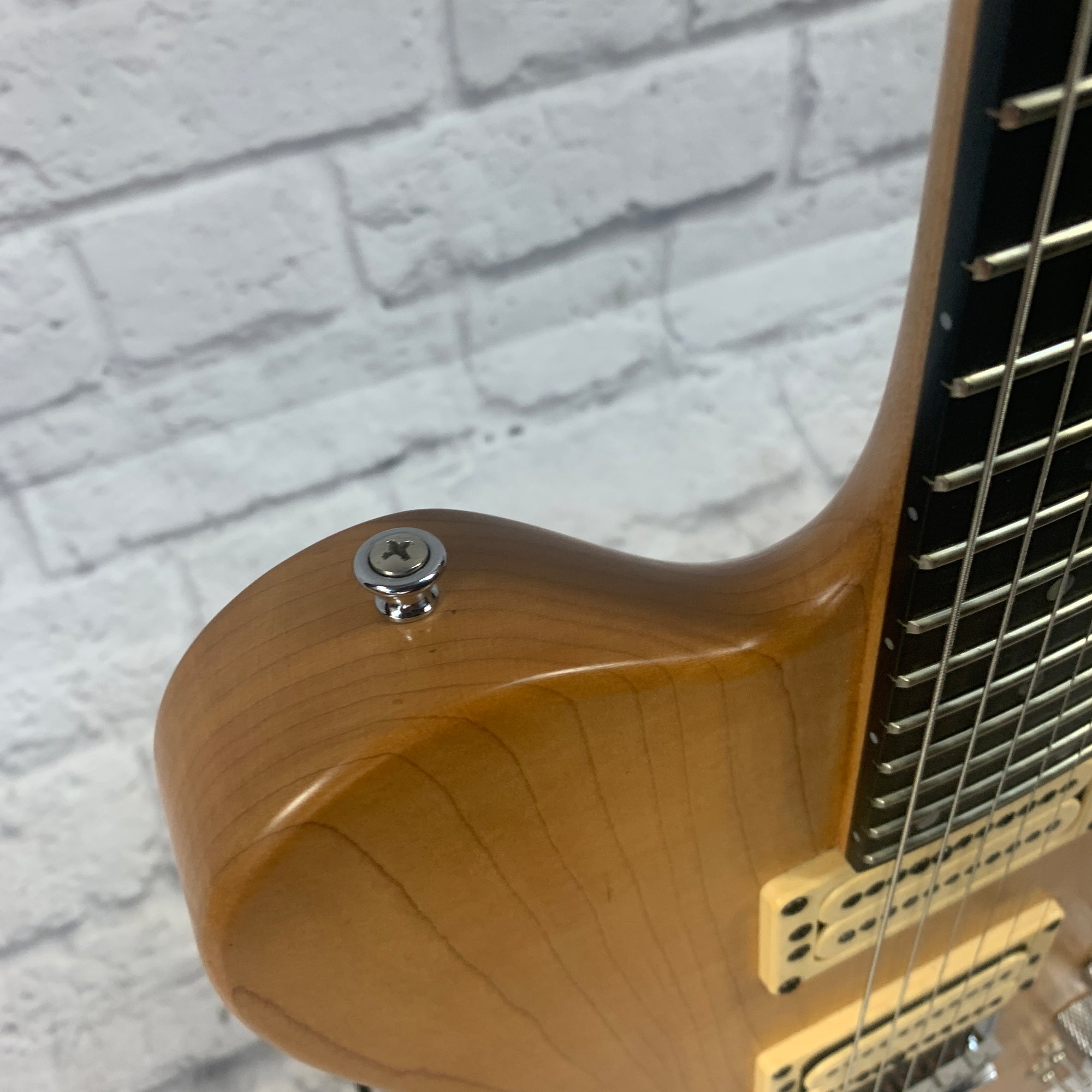 Carvin TL60 2001 Piezo Equipped Electric Guitar - Natural with Case