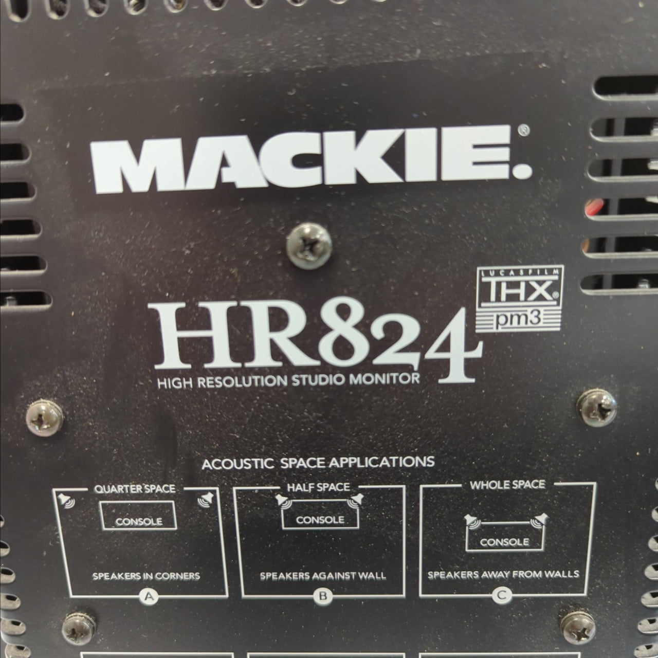 Mackie HR824 Active Studio Monitor Pair