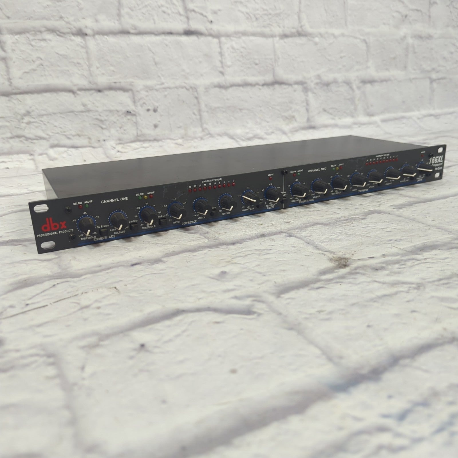 DBX 166XL Compressor / Limiter / Gate