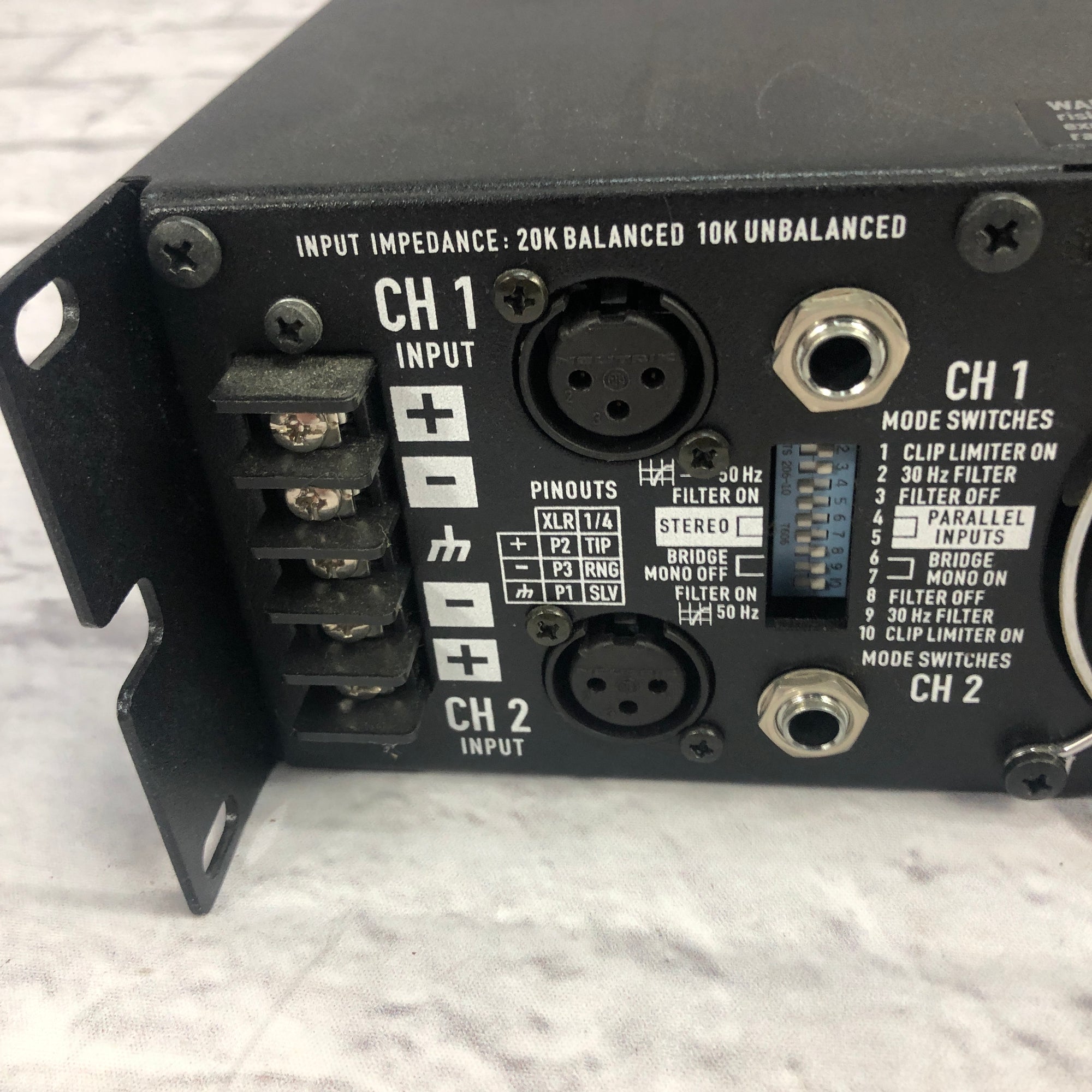 QSC RMX1850HD Power Amp
