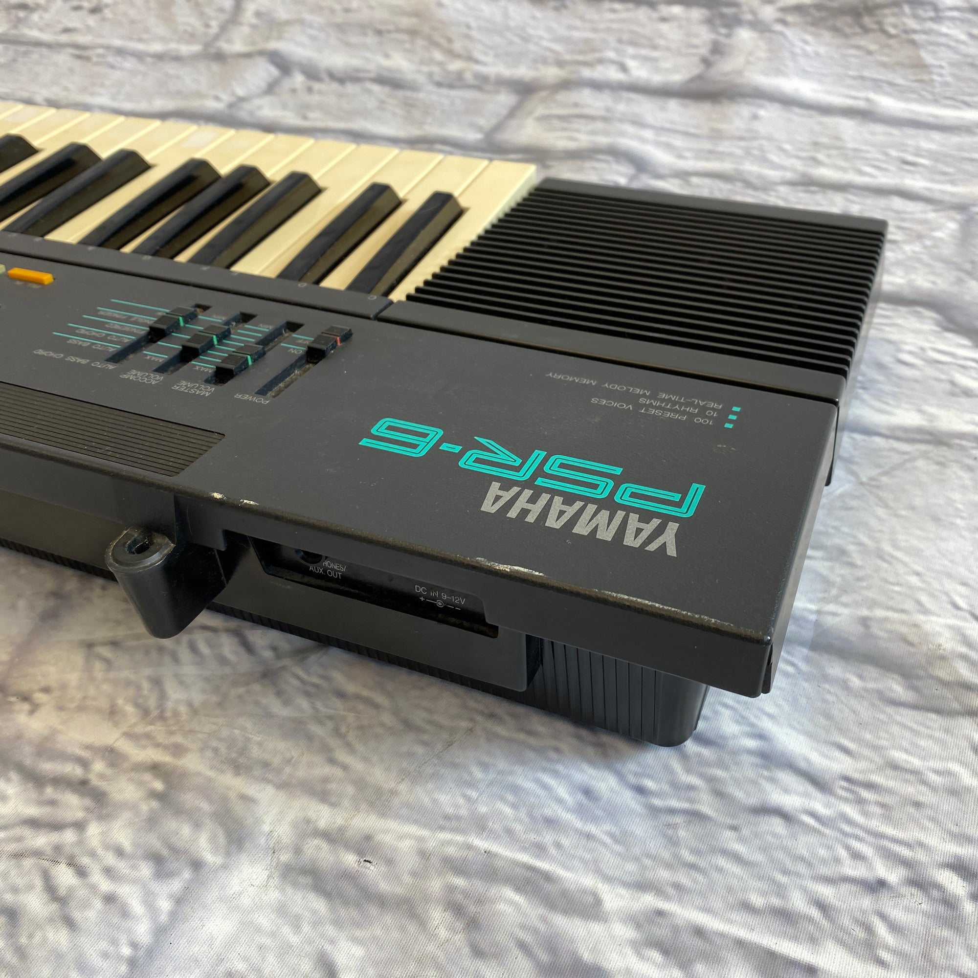 Yamaha PSR-6 Synthesizer - Evolution Music