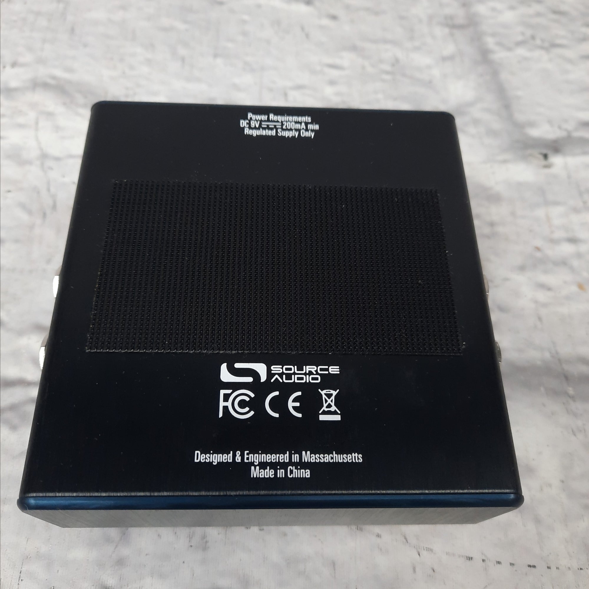 Source Audio Collider Delay+Reverb Effect Pedal