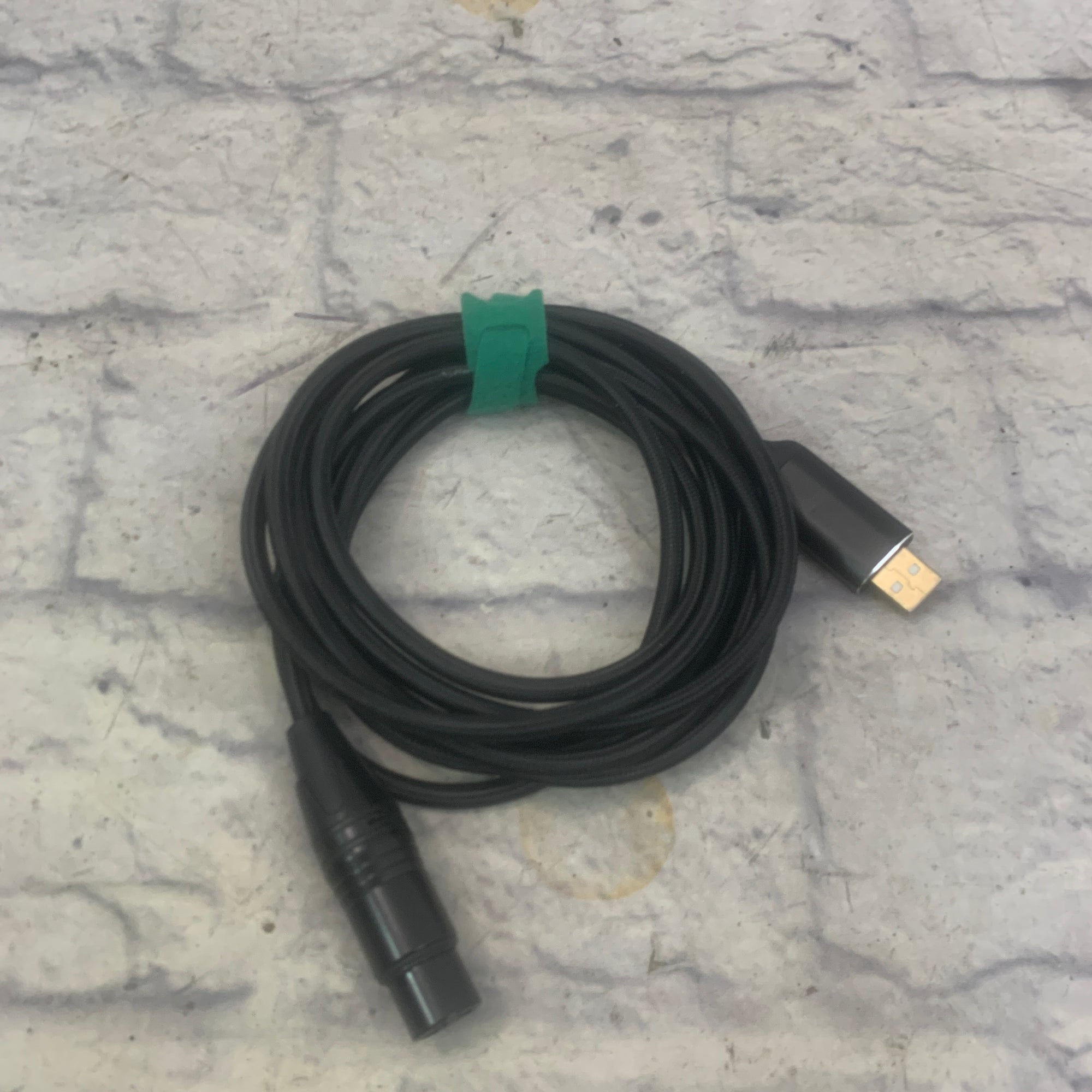 Cable Up Usb-XLR Adapter/Splitter