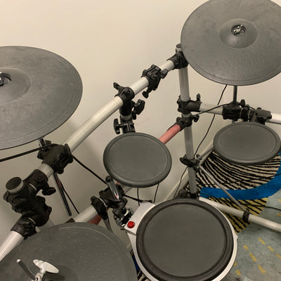 Yamaha DTXPRESS IV Electronic Drum Set with upgraded Hi Hat and Snare