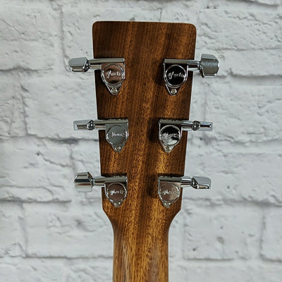 Martin 00L-X2E Concert Acoustic