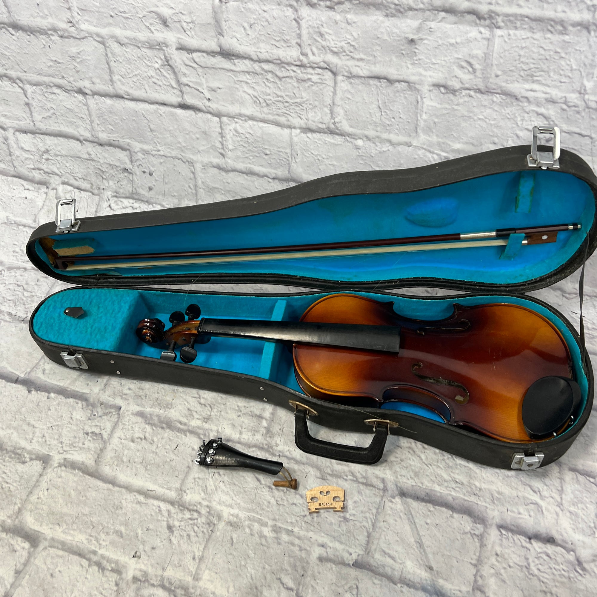 Unknown Chinese Full Sized Violin with Case