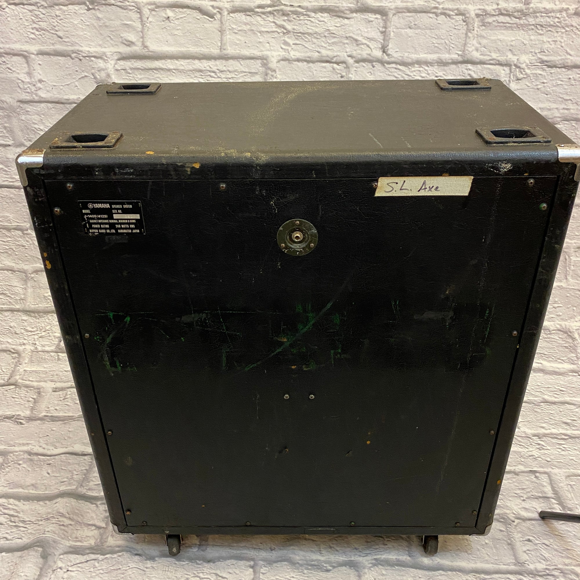 Yamaha J-140S (412S) 4x12 240W 8 Ohm 4x12 Straight Guitar Cab