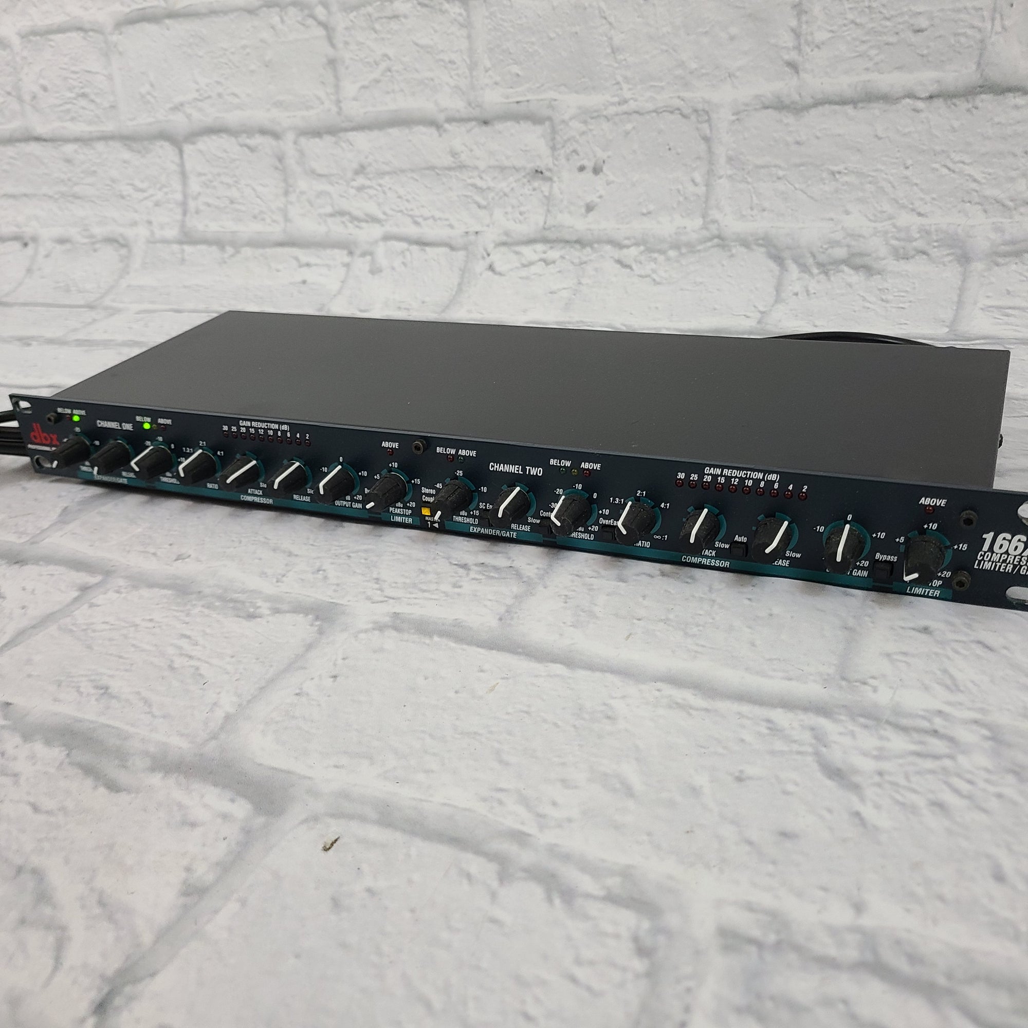 DBX 166XL Compressor / Limiter / Gate