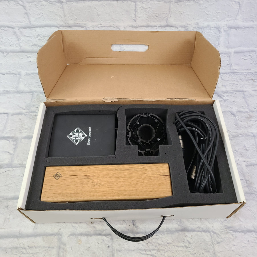 Telefunken AK-47 MKII Large Diaphragm Multi-Pattern Tube Condenser Microphone