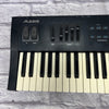 Alesis QS6.1 w case and cover